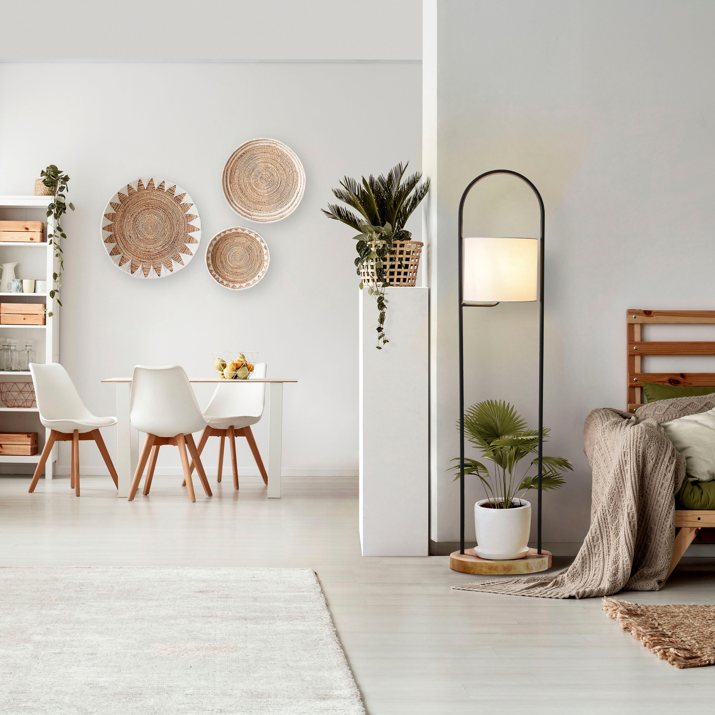 SalesFever Stehlampe »Aaliyah« E27 1 Stk. handgefertigt, mit Gestell für Pf günstig online kaufen