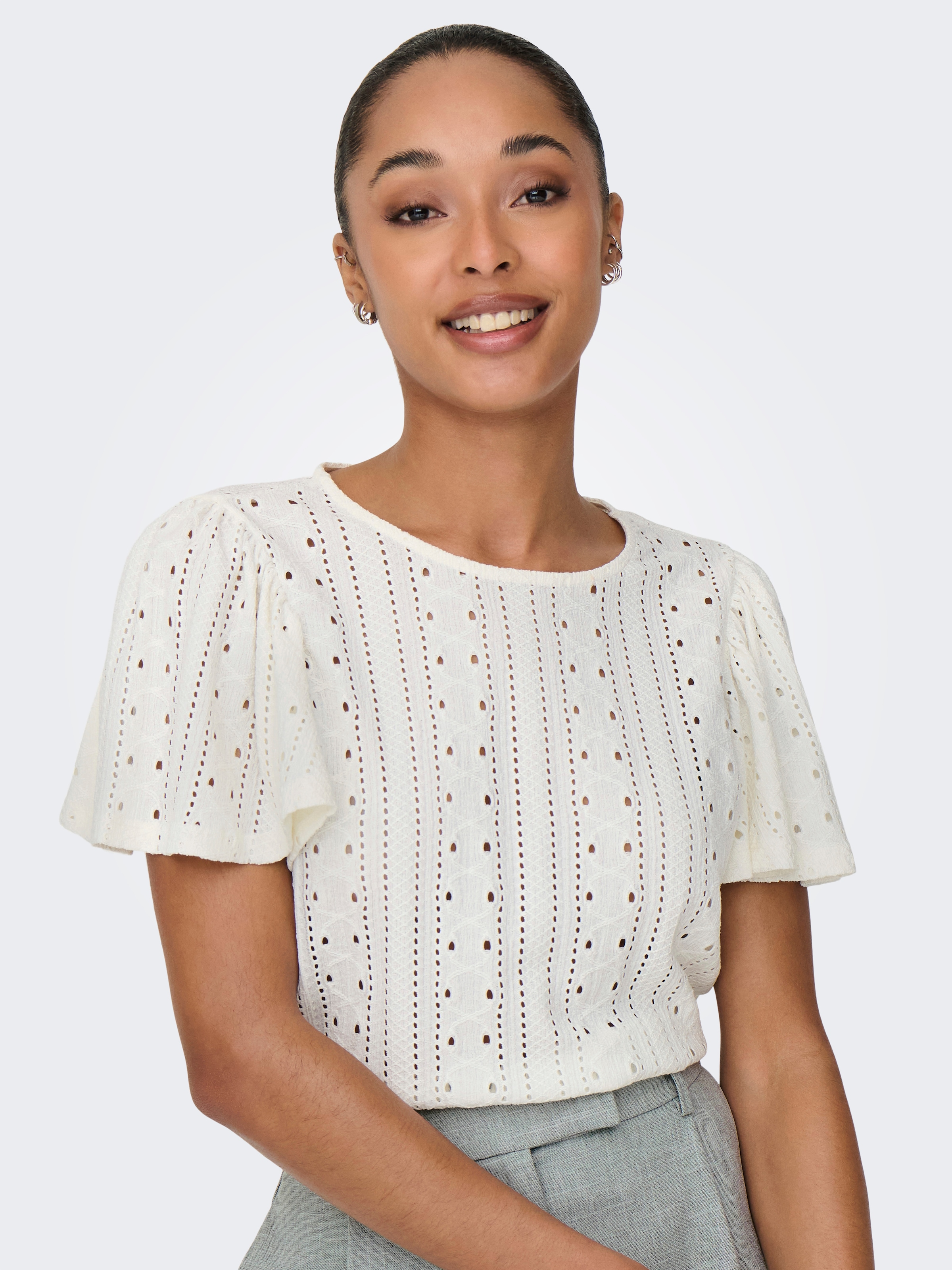 ONLY Kurzarmshirt »ONLRIVERSIDE – Shirt mit voluminösem Armschnitt für Alltag« regular fit, modisch, Jersey, Materialmix, Rundhals