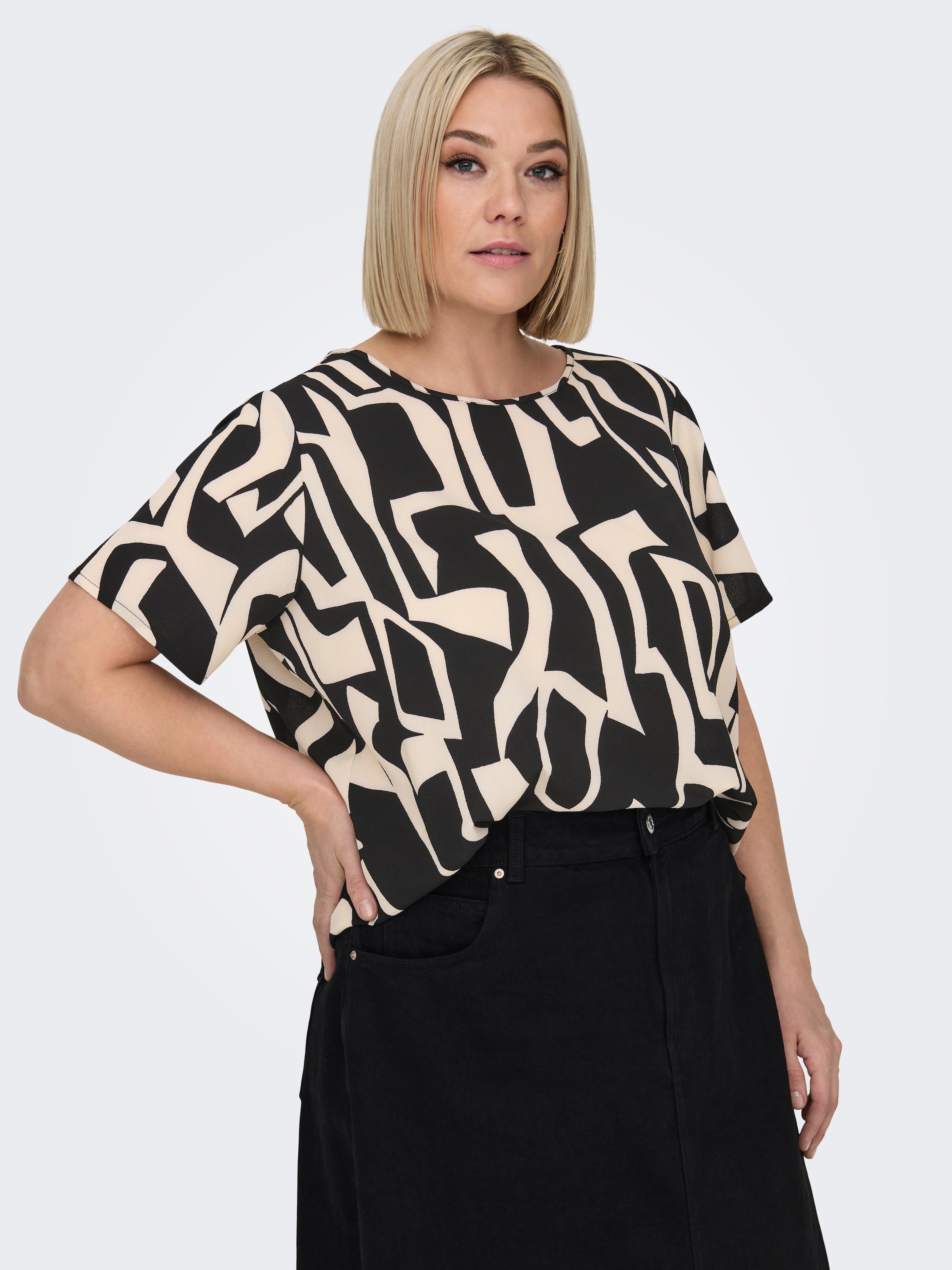 ONLY CARMAKOMA Shirtbluse »CARVICA SS TOP WVN NOOS«