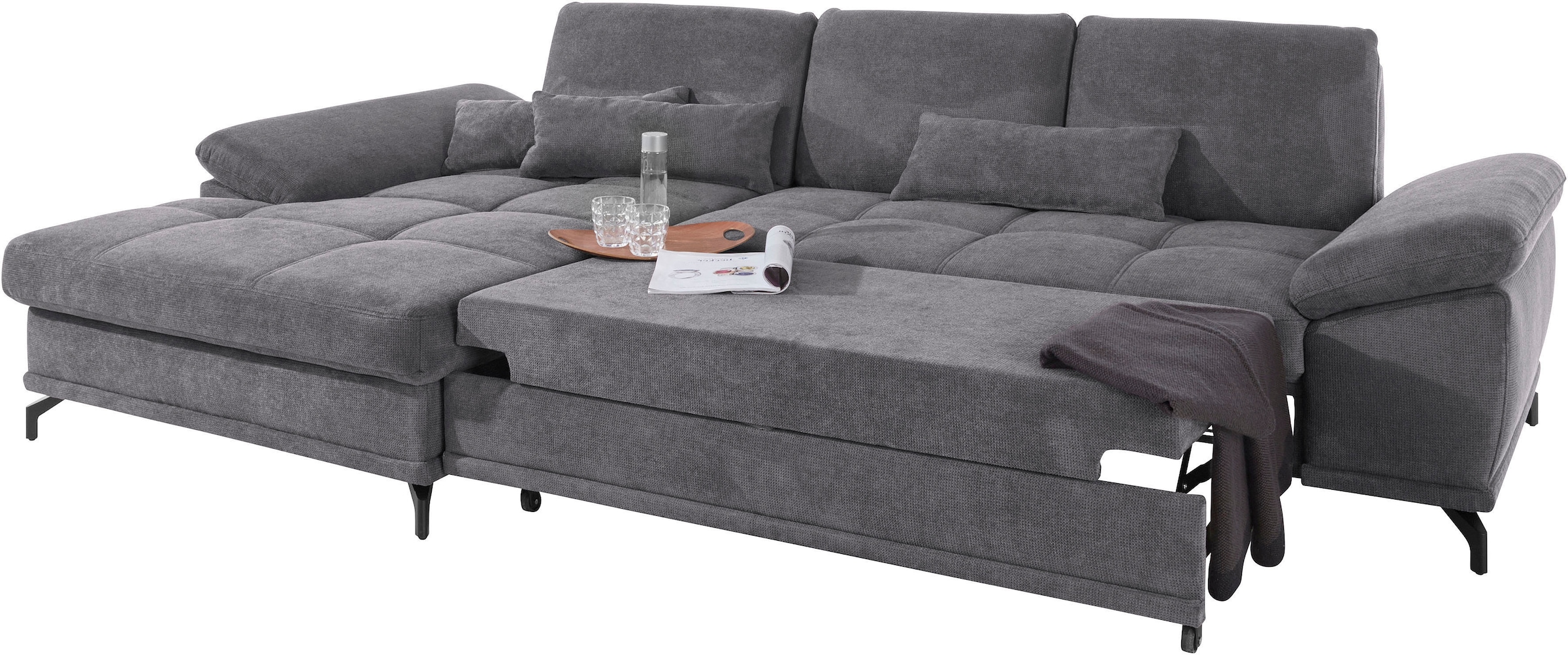 Places of Style Ecksofa Costello, mit Sitztiefenverstellung und Armlehnfunktion, incl. 3 Nierenkissen