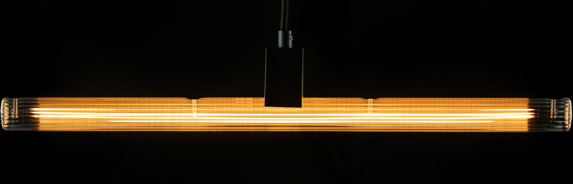 SEGULA LED-Leuchtmittel »LED Linienlampe S14d 500mm klar geriffelt«, S14d, 1 St., Extra-Warmweiß, LED Linienlampe S14d 500mm klar geriffelt, 2200K, 5W, CRI 90, dimmbar