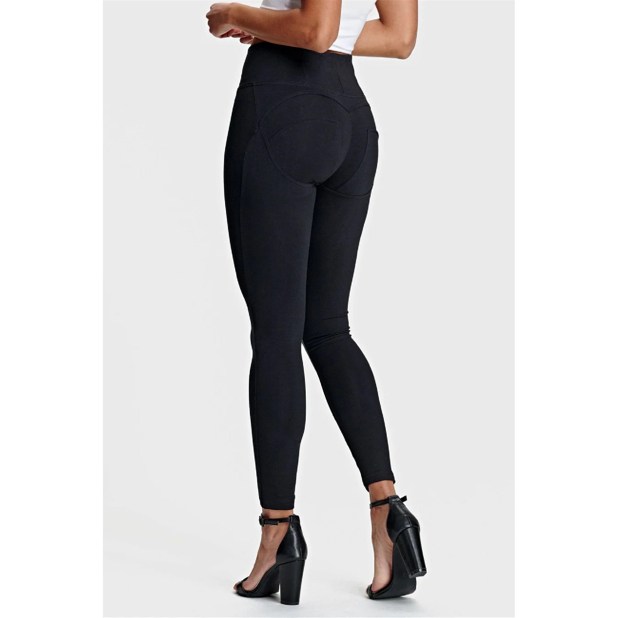 Freddy Leggings »WRUP2 SUPERSKINNY«  mit Push-up Effekt