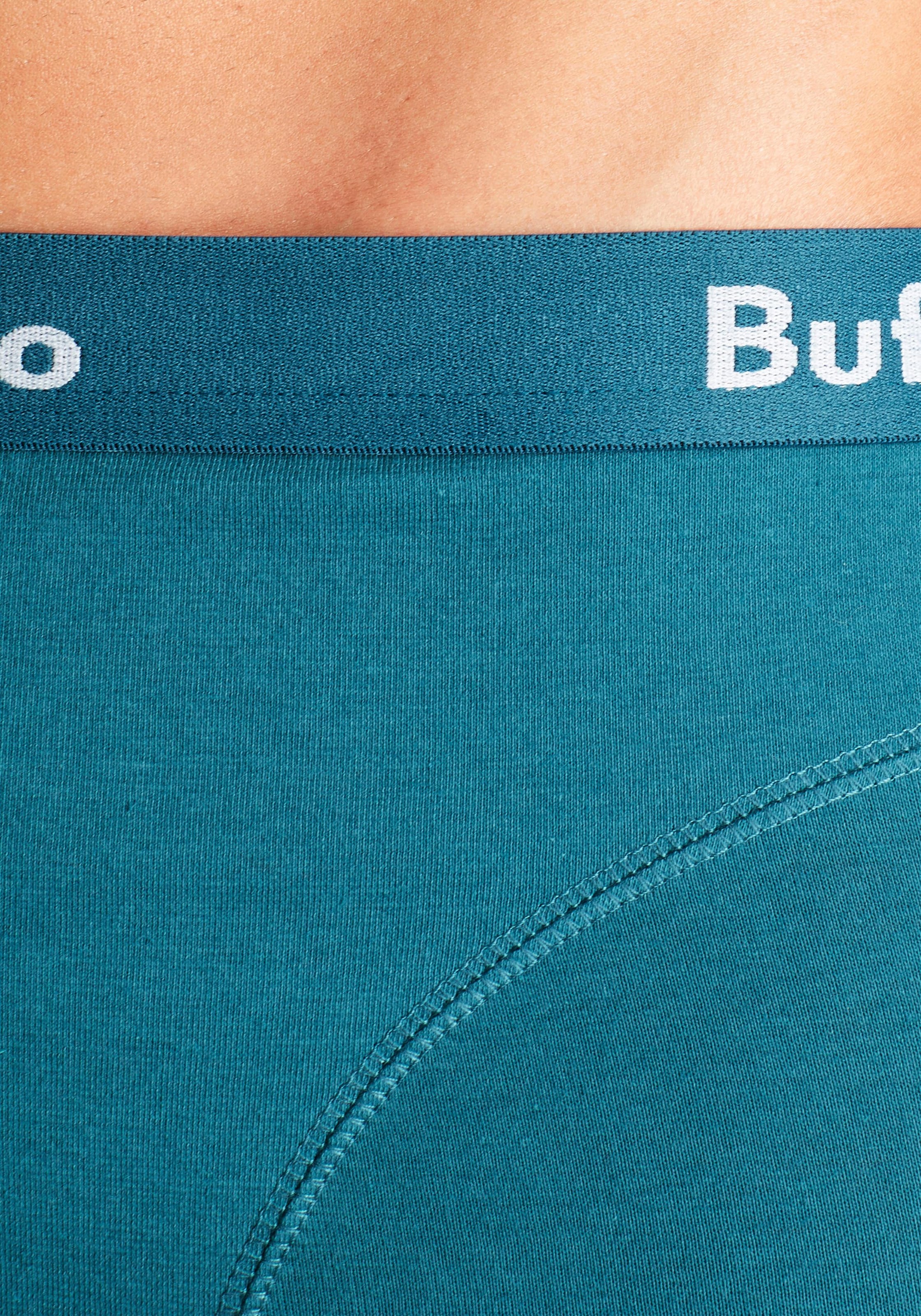 Buffalo Boxershorts, (Packung, 3 St.), in Hipster-Form mit Overlock-Nähten vorn