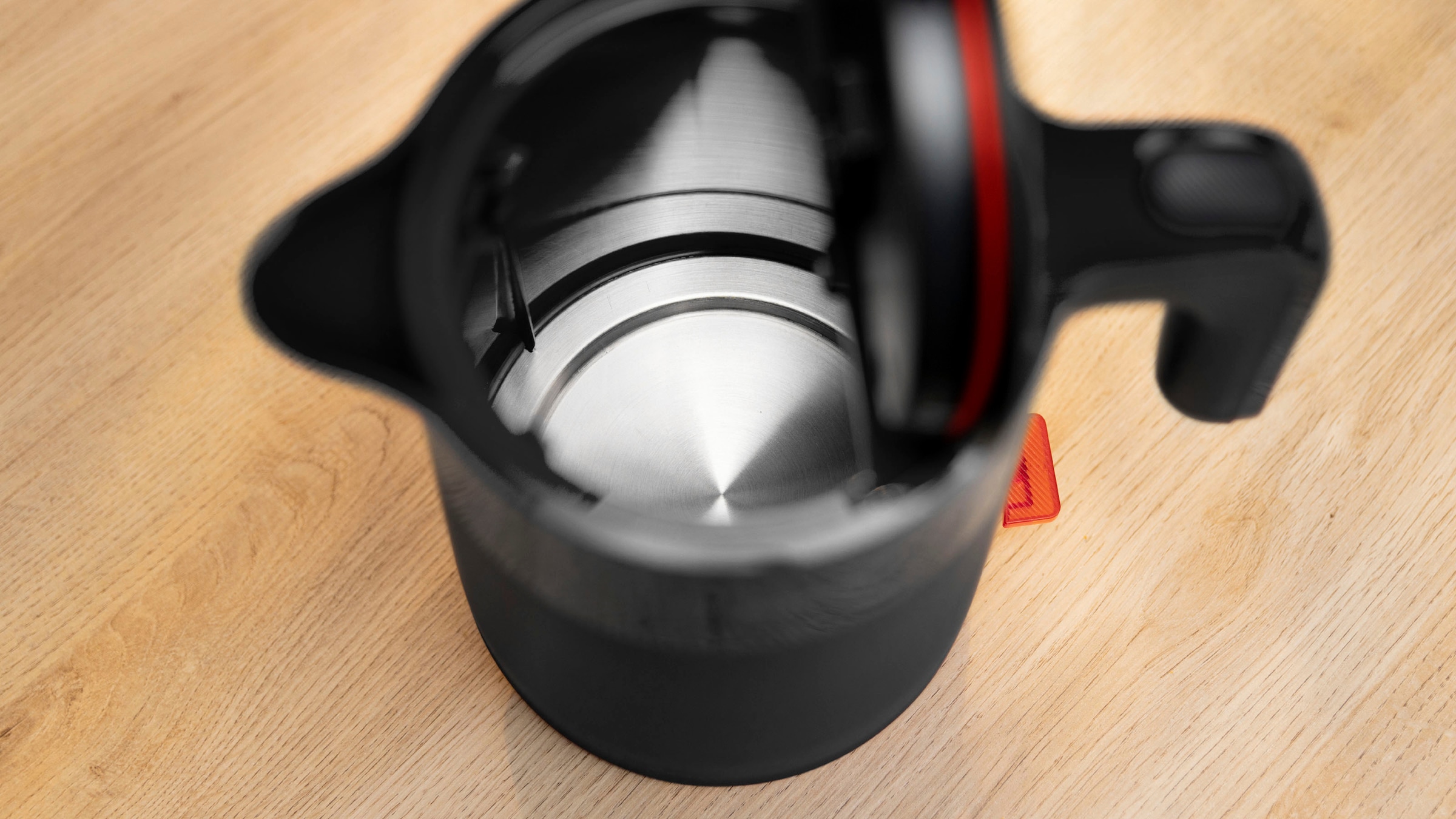 BOSCH Wasserkocher »MyMoment TWK2M163, Abschaltautomatik, Überhitzungschutz, Tassenanzeige«, 1,7 l, 2400 W, Stiftung Warentest Testsieger (2,2) Ausgabe 03/2025, schwarz matt