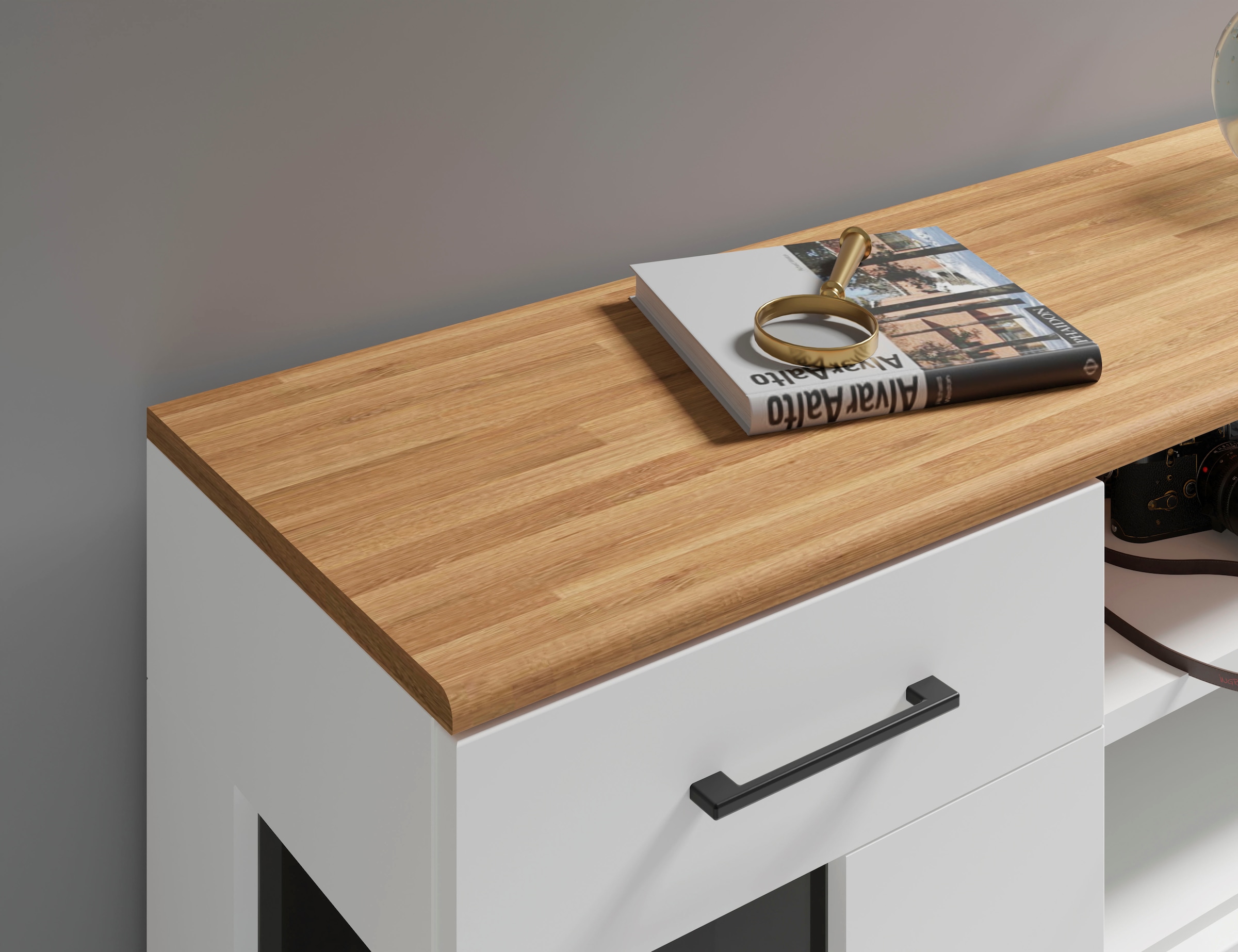 Home affaire Lowboard »Ribe,160cm breit,55cm hoch«, Oberplatte Massivholz,schwarze Metall Griffe,2 Türen mit Glaseinsatz