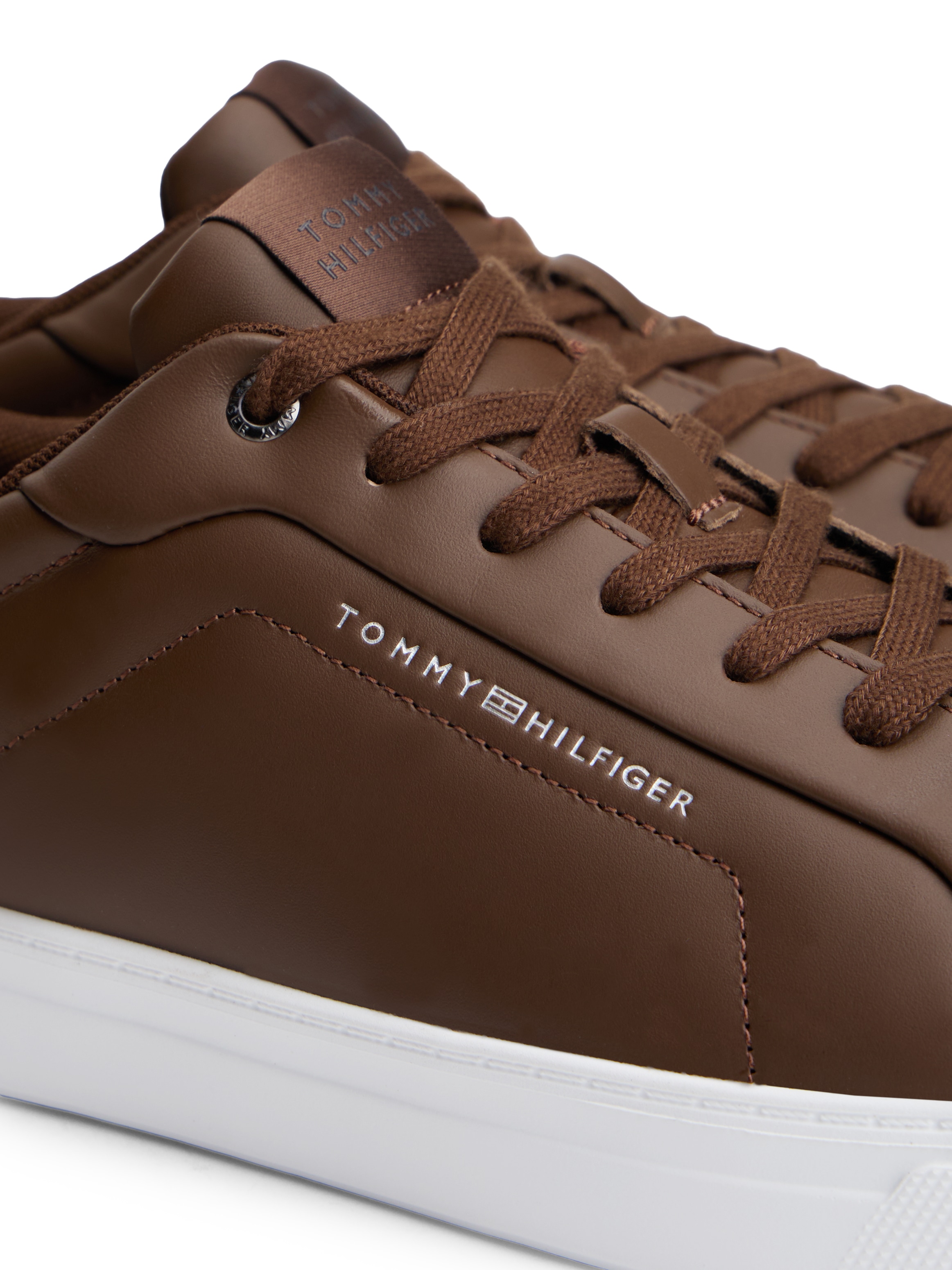 Tommy Hilfiger Sneaker »ICON COURT LIGHT PREMIUM«  , Schnürschuh, Freizeitschuh, Halbschuh mit Ziernähten