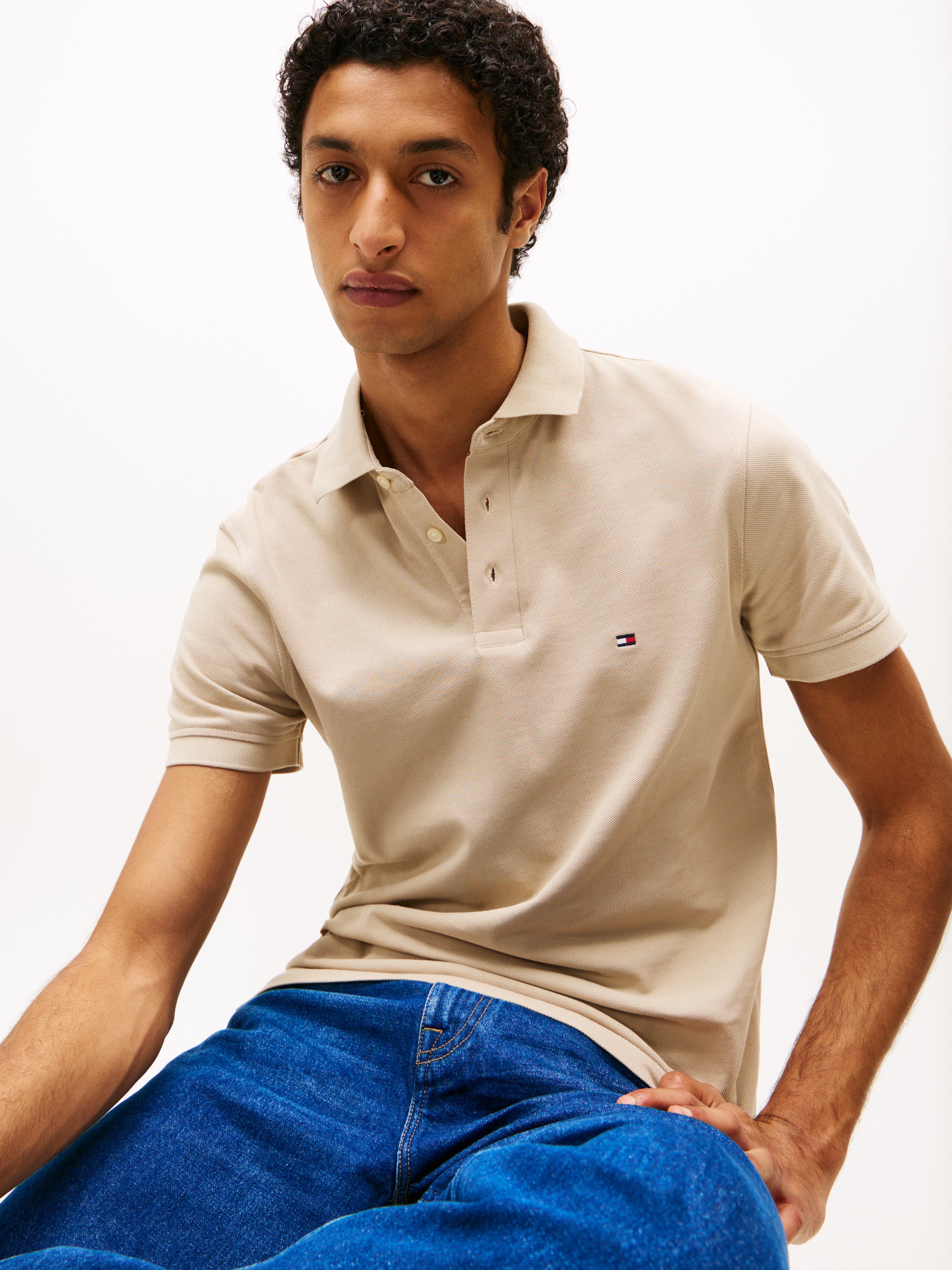 Tommy Hilfiger Poloshirt »1985 SLIM POLO mit Stickerei und Piqué-Qualität« unifarben, casual, slim fit, Baumwollmix, Polokragen