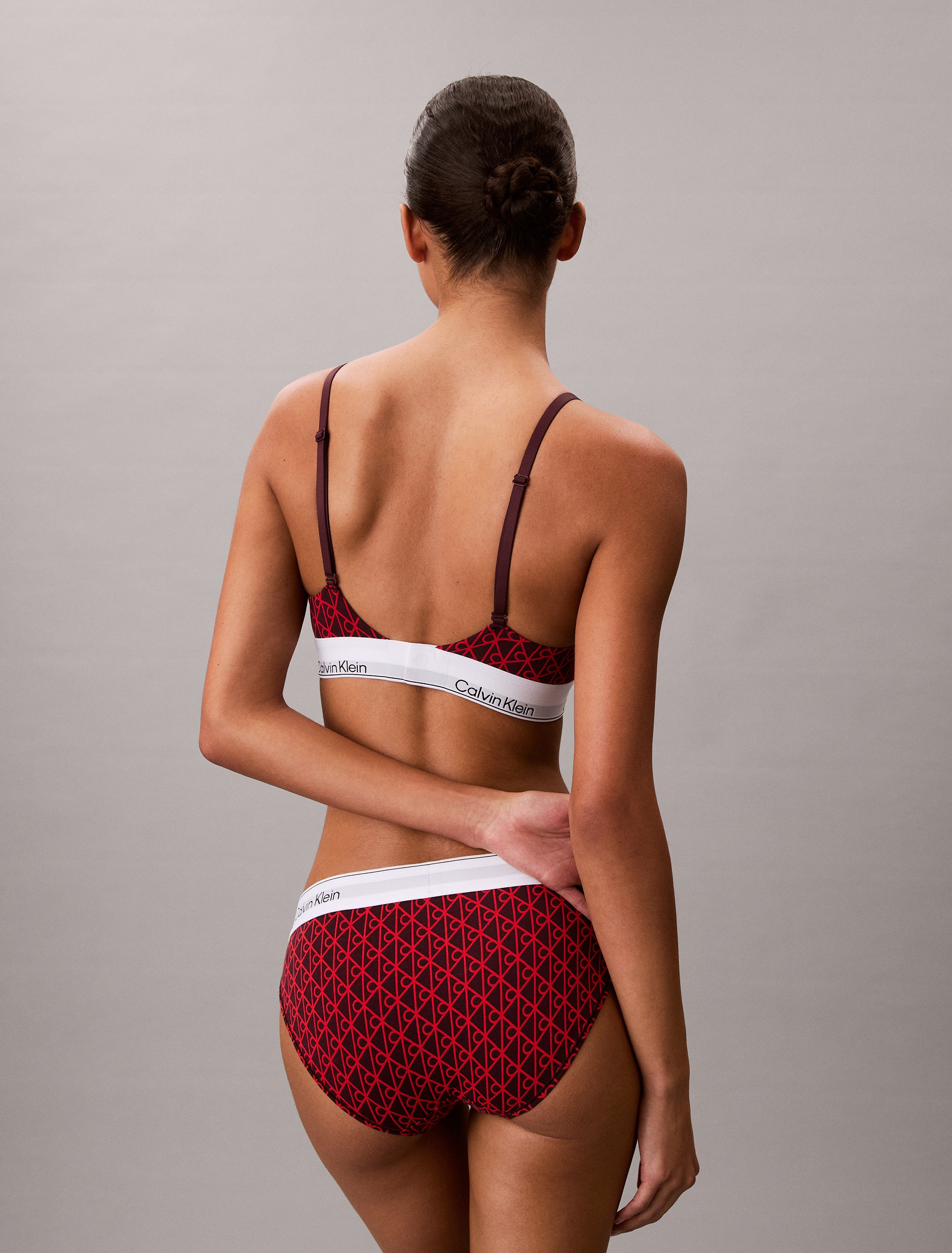 Calvin Klein Underwear Triangel-BH »LIGHTLY LINED TRIANGLE« Mit elastischem Saum