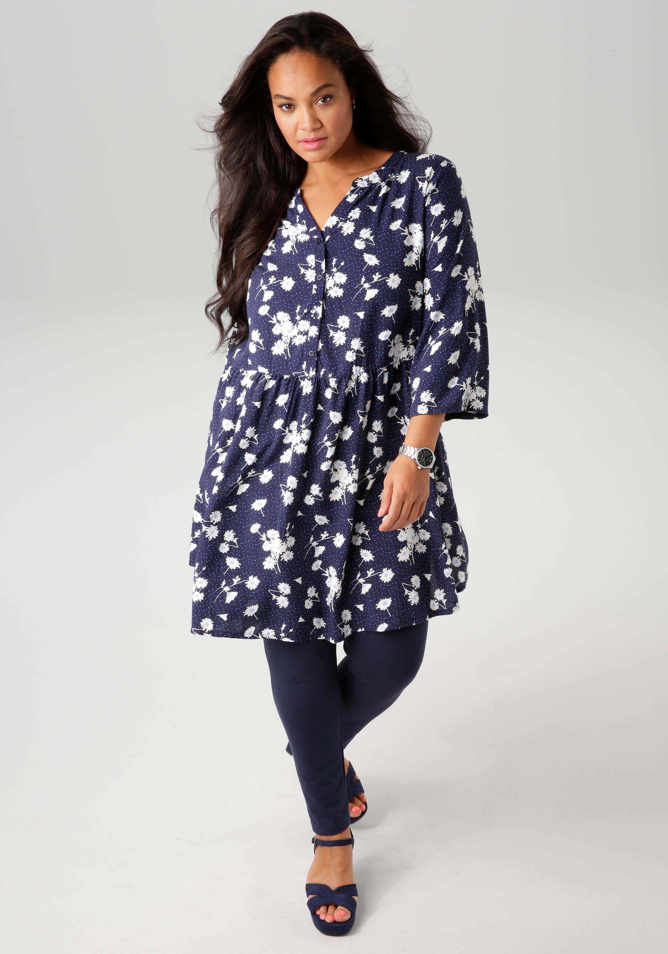 Aniston PLUS Longbluse, mit Blumen und kleinen Pünktchen bedruckt