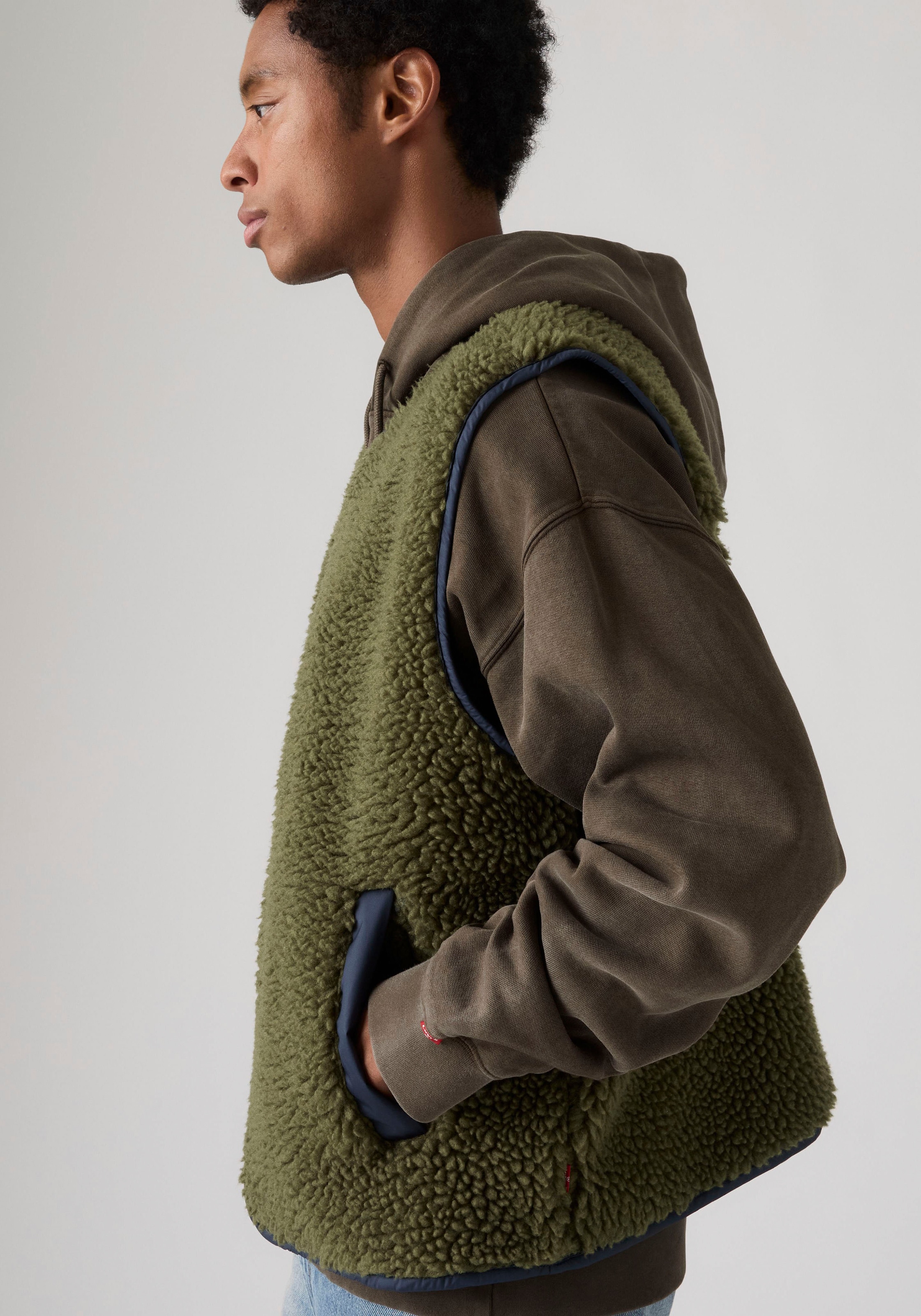 Levi's® Plüschweste »SEACLIFF SHERPA VEST« Bequeme Passform, praktischer Reißverschluss
