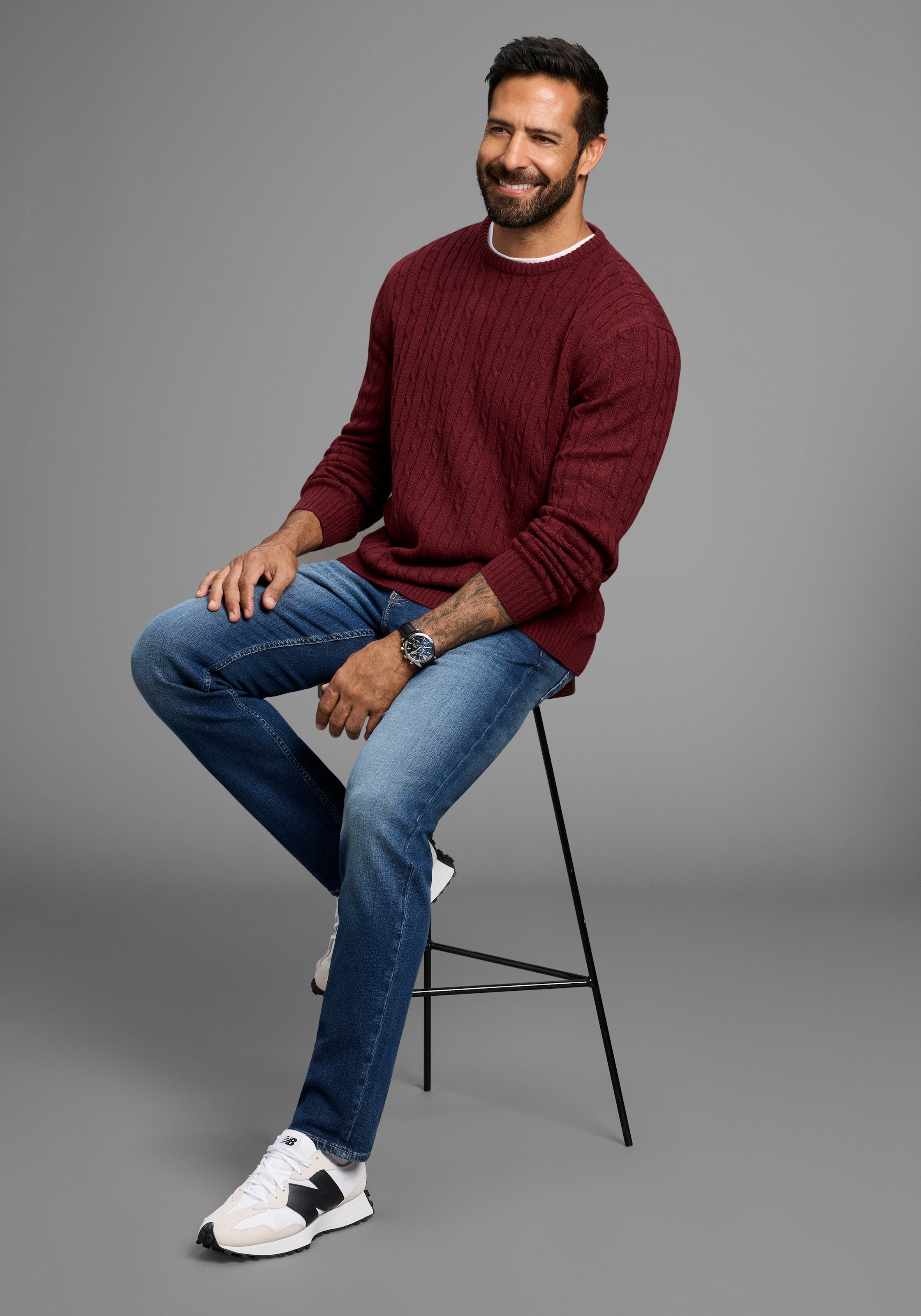 Man's World Rundhalspullover »Neue Kollektion! Highlight allover Zopfmuster!« weicher Griff, Perfekt für die kältere Jahreszeit