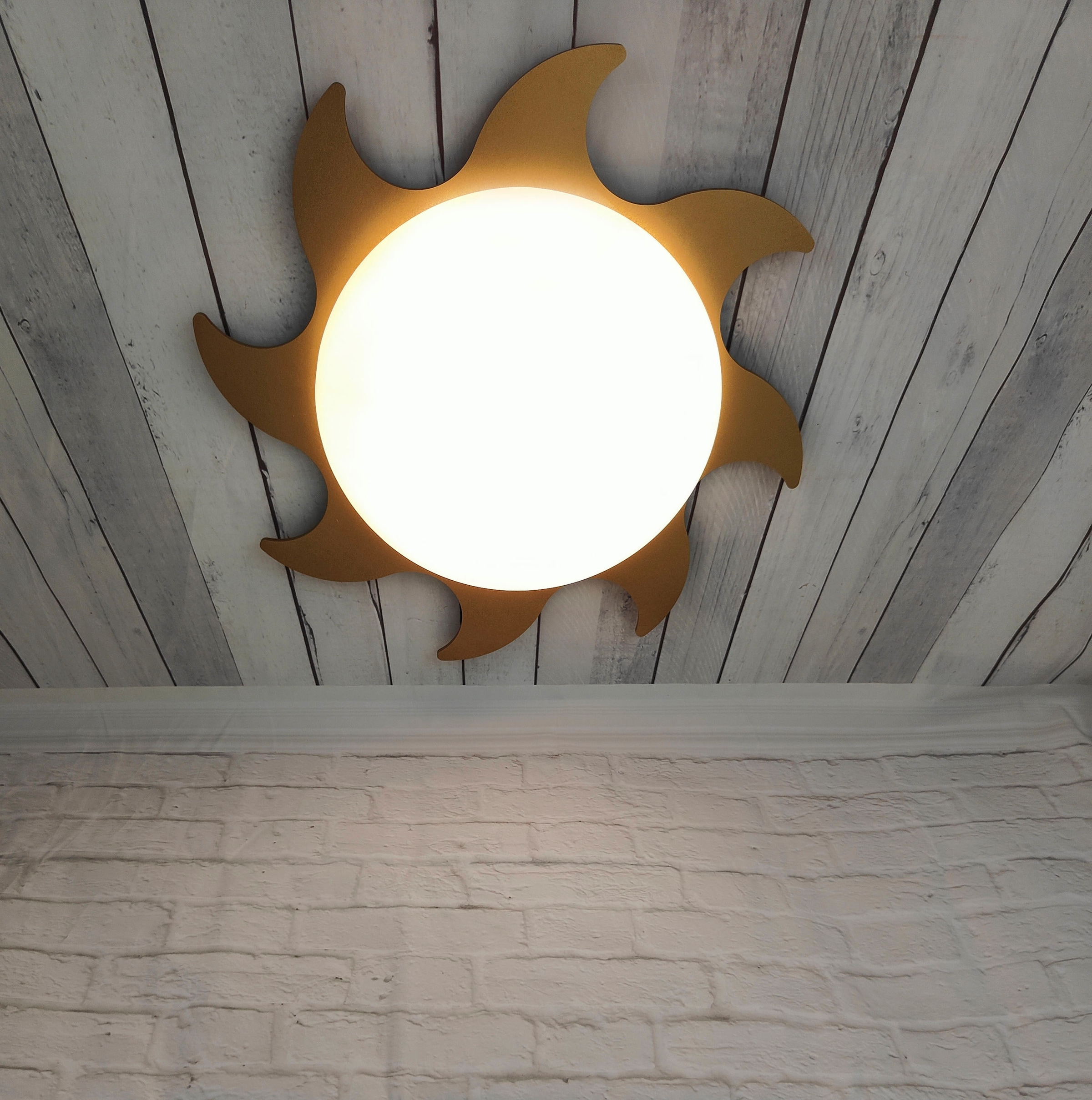 niermann Deckenleuchte »Deckenschale Sonne, gold« E27 1 Stk. E27 Fassung für einfachen Leuchtmittelwechsel