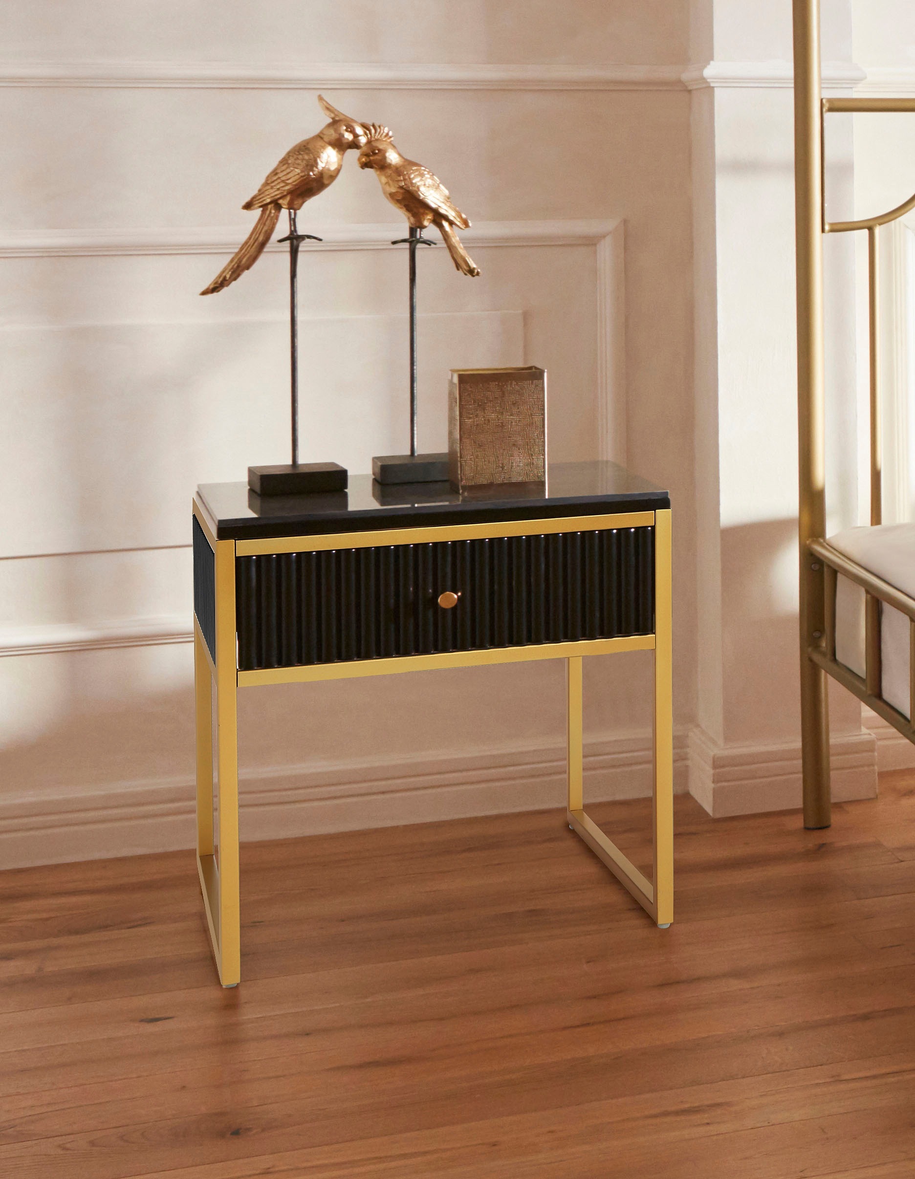 Leonique Beistelltisch »Fleuriss« Keramikplatte, goldene Beine, FSC-zertifi günstig online kaufen