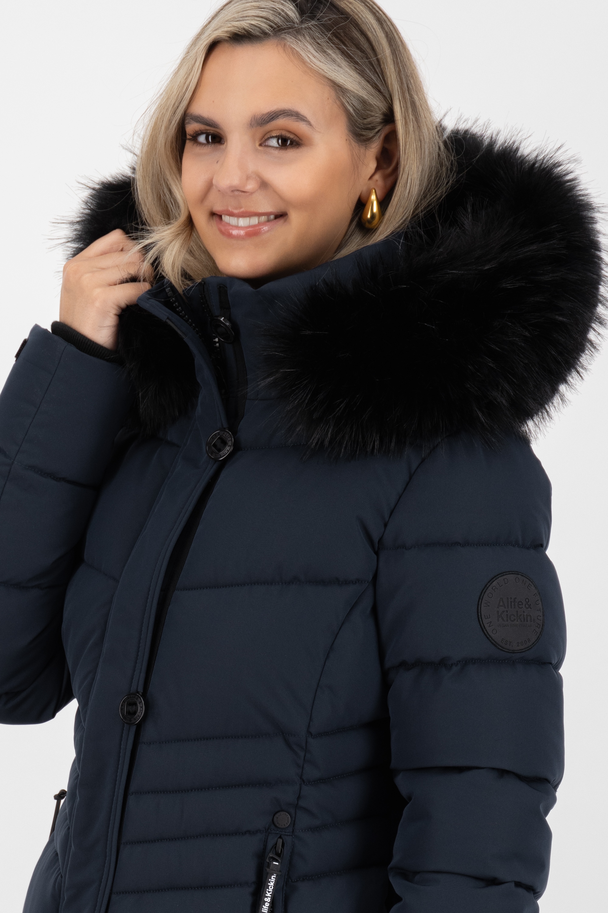 Alife & Kickin Winterjacke »Damen AmaliaAK A«, mit Kapuze, Lange gefütterte Damenwinterjacke mit abnehmbarer Kunstfellkapuze