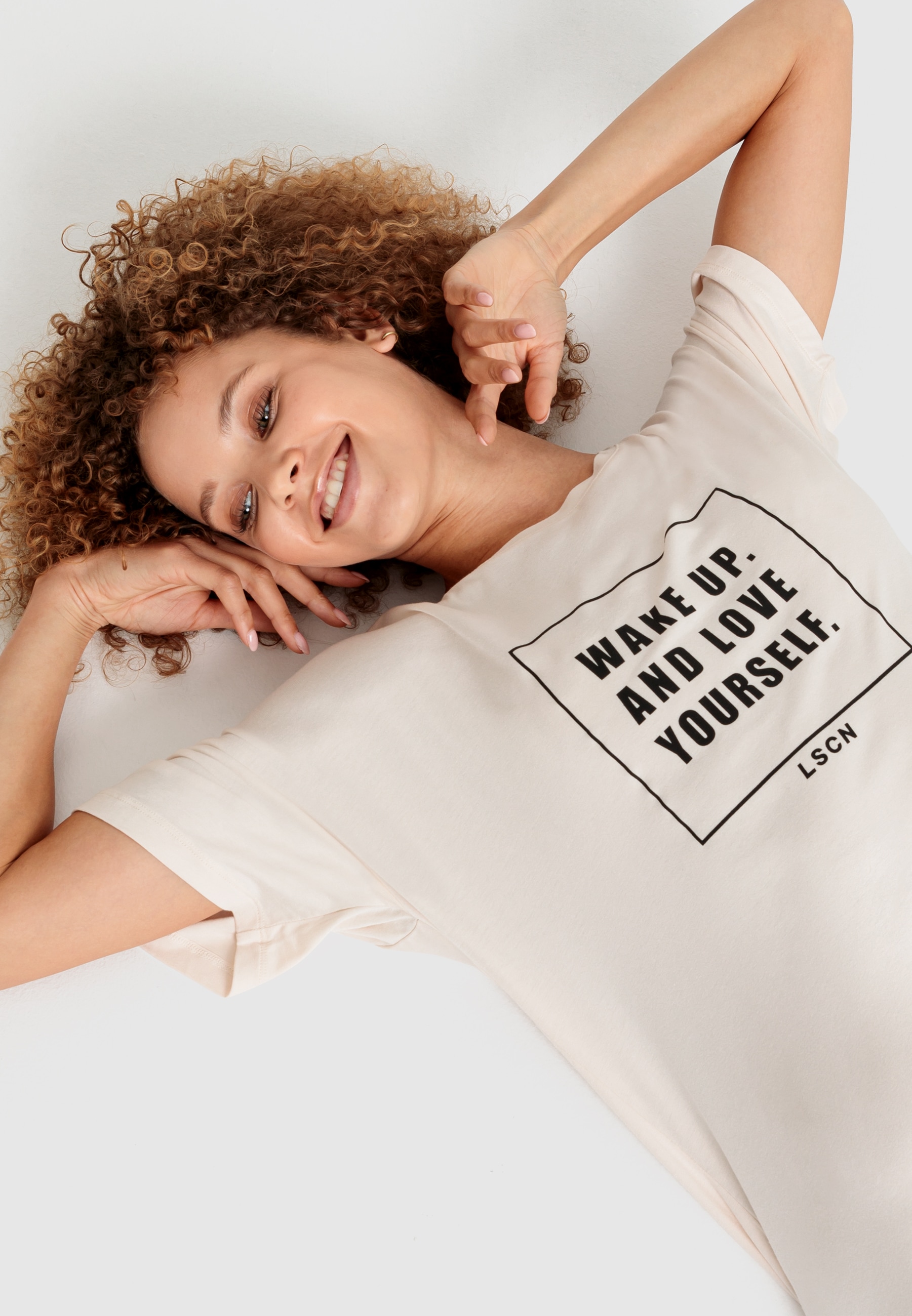 LSCN by LASCANA Nachthemd 1-teilig,  in locker sitzendem Schnitt