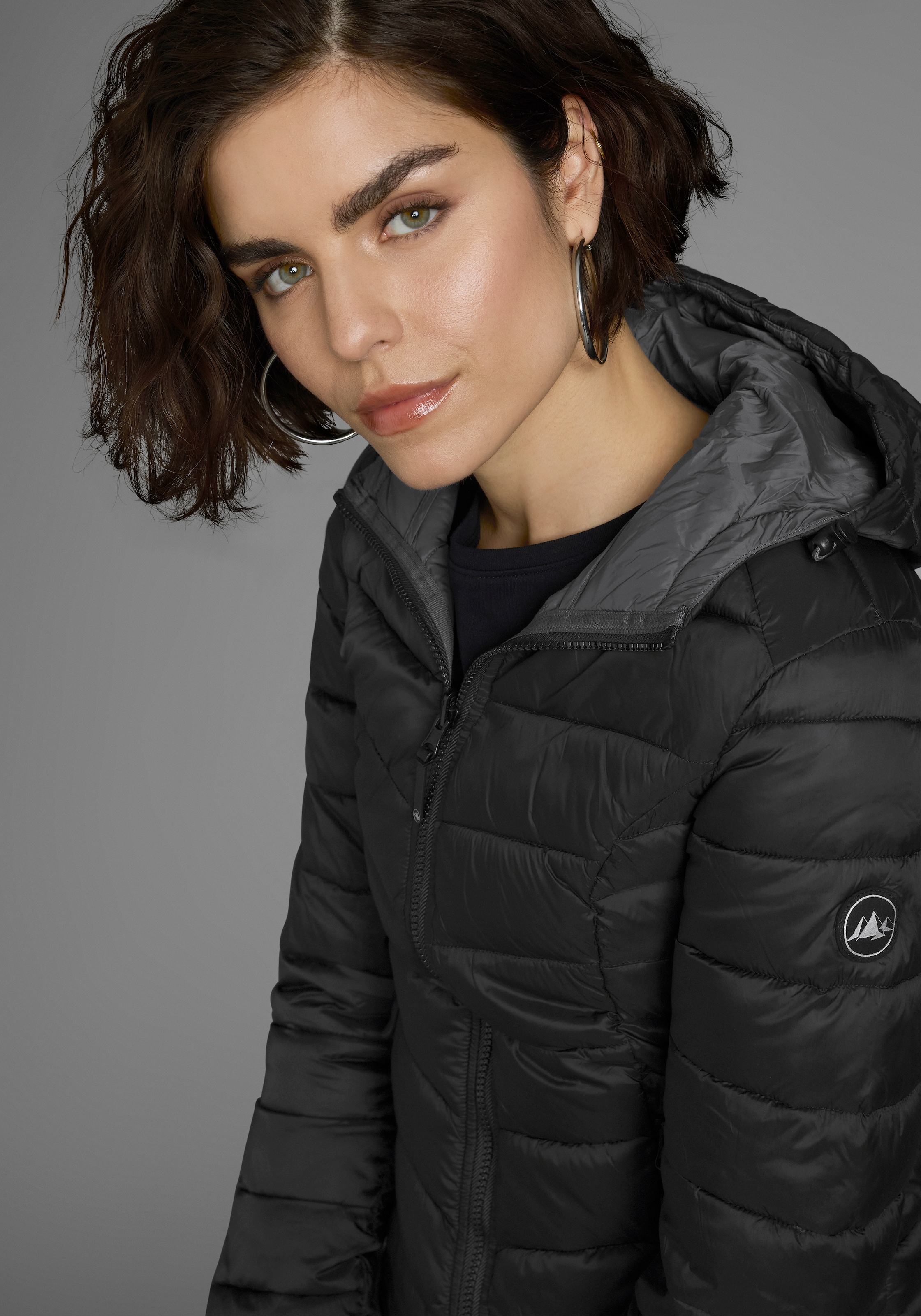 Polarino Steppjacke mit Kapuze Übergangsjacke für kühle Tage,  aus leichtem Webmaterial
