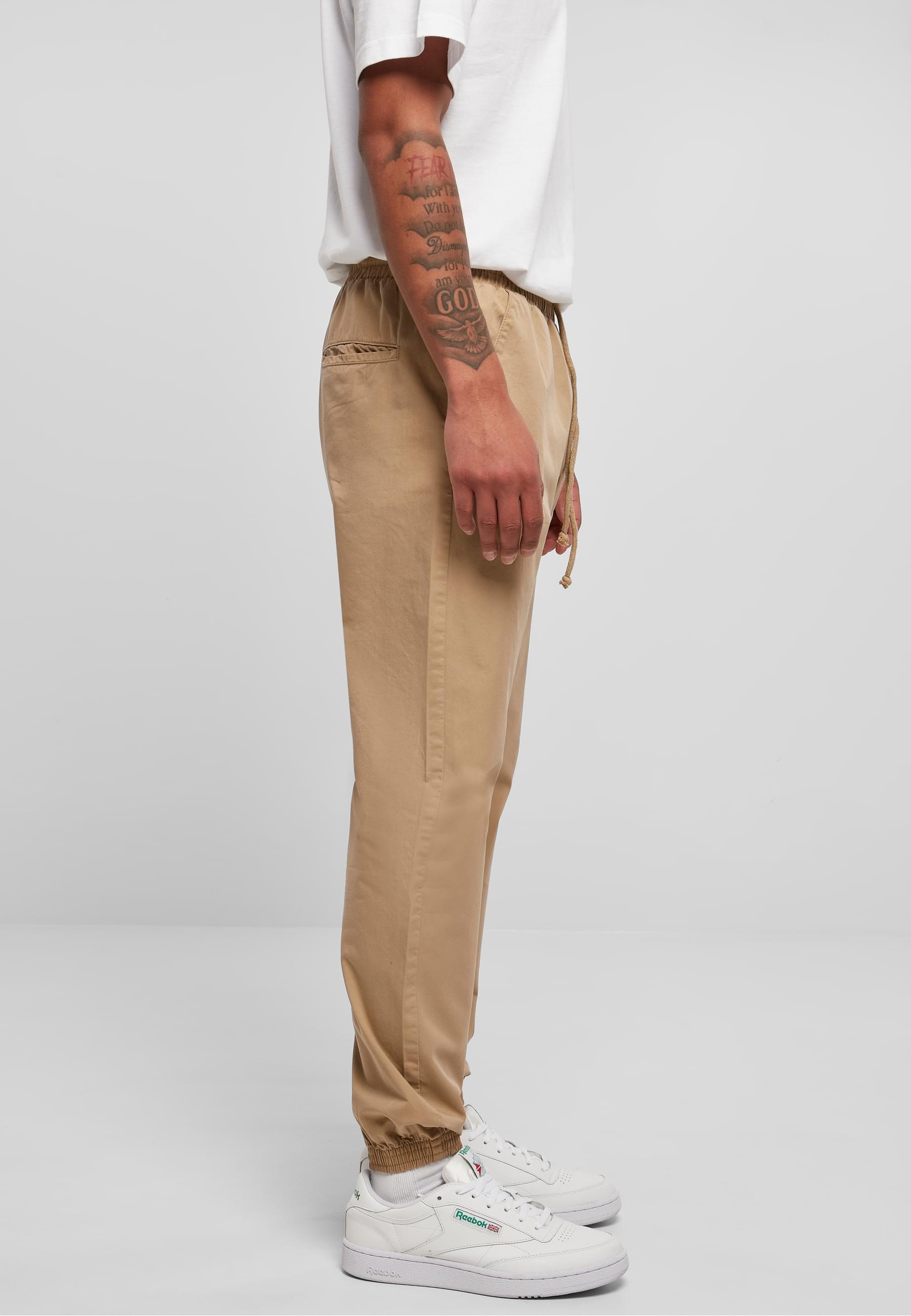 URBAN CLASSICS Jogginghose »Urban Classics Herren Basic Jogg Pants«