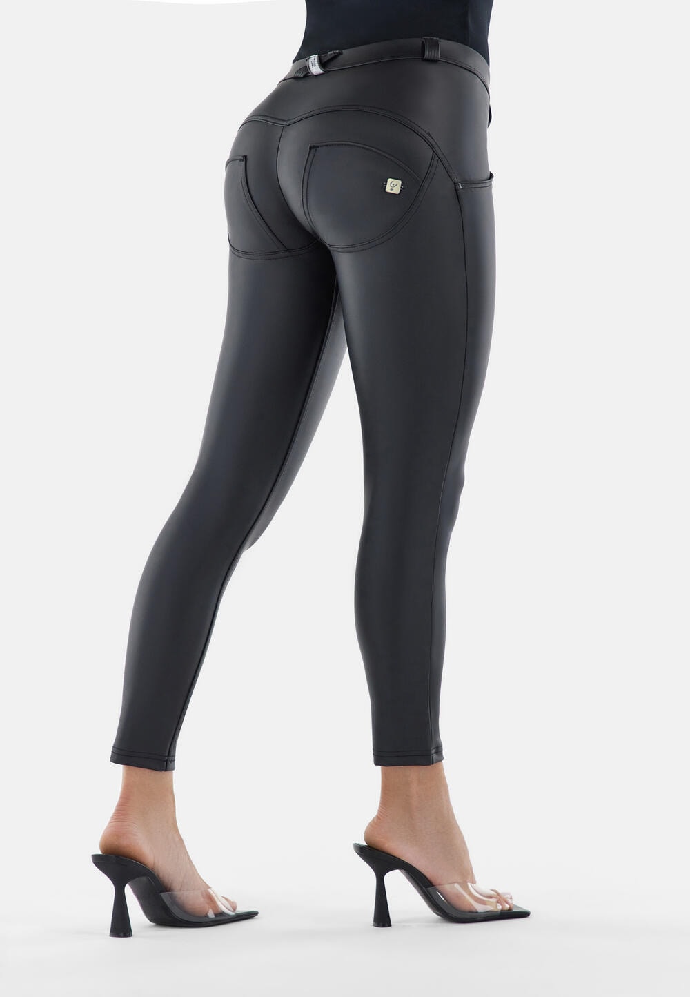 Freddy 7/8-Hose »WRUP REGULAR SUPERSKINNY 7/8«, mit Push up-Effekt, aus Lederimititat