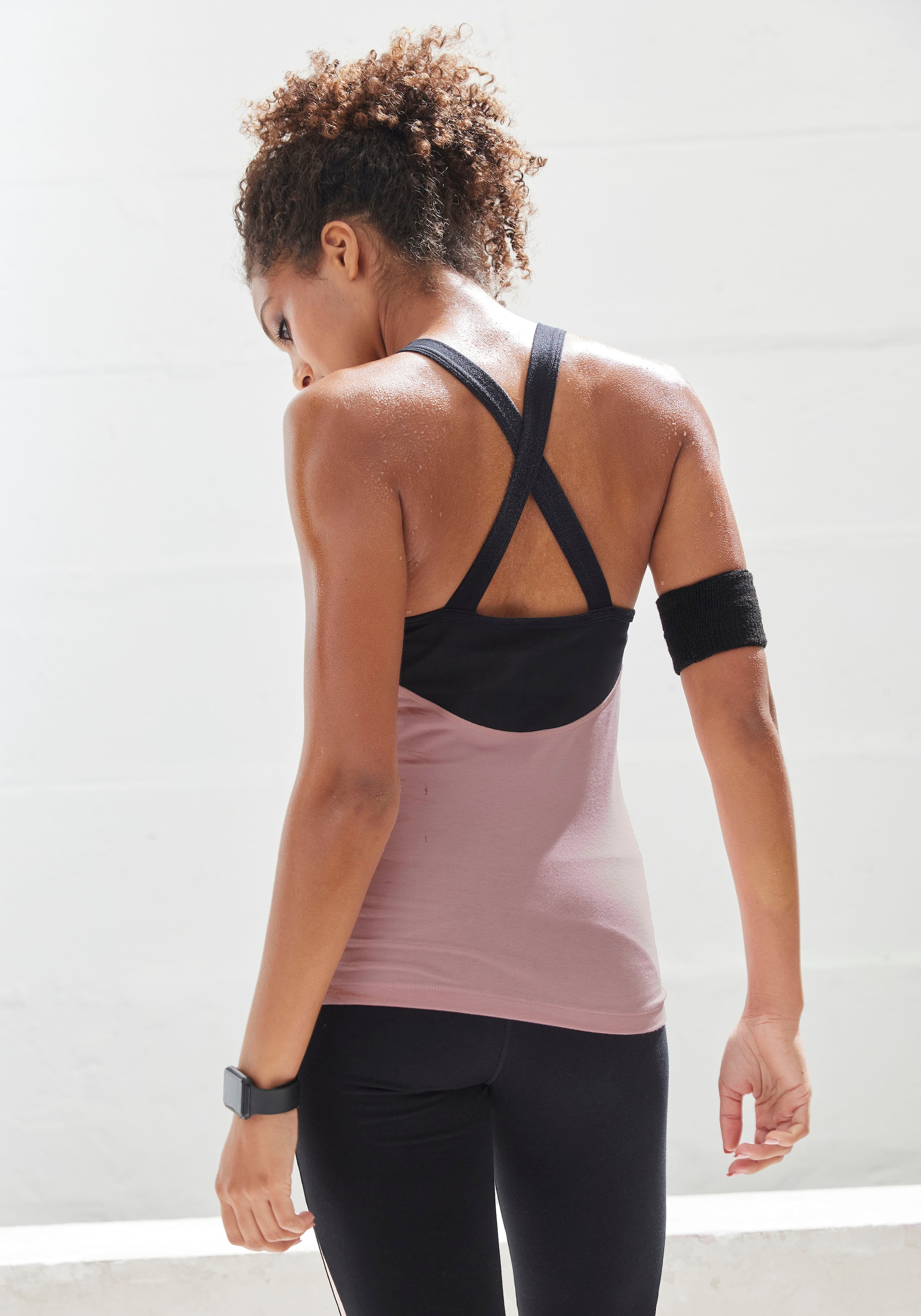 Vivance active Funktionstop, mit gekreuzten elastischen Trägern