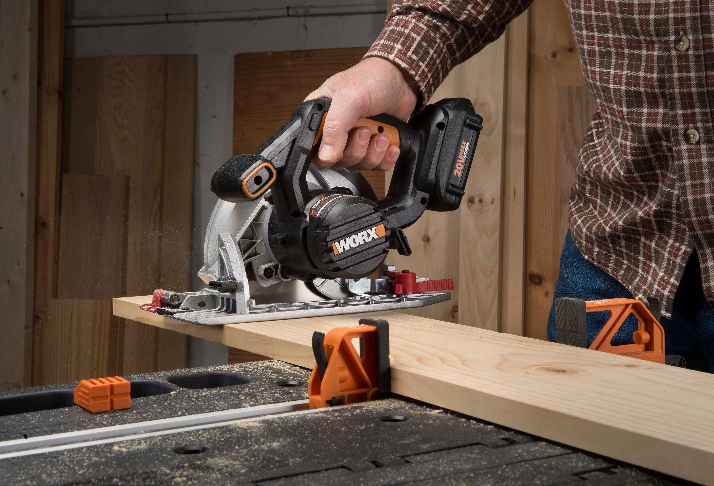 Worx Akku-Handkreissäge »WX530.9«, Absaug-Adapter, Gehrungschnitt, 165 mm Sägeblatt, ohne Akku&Ladegerät