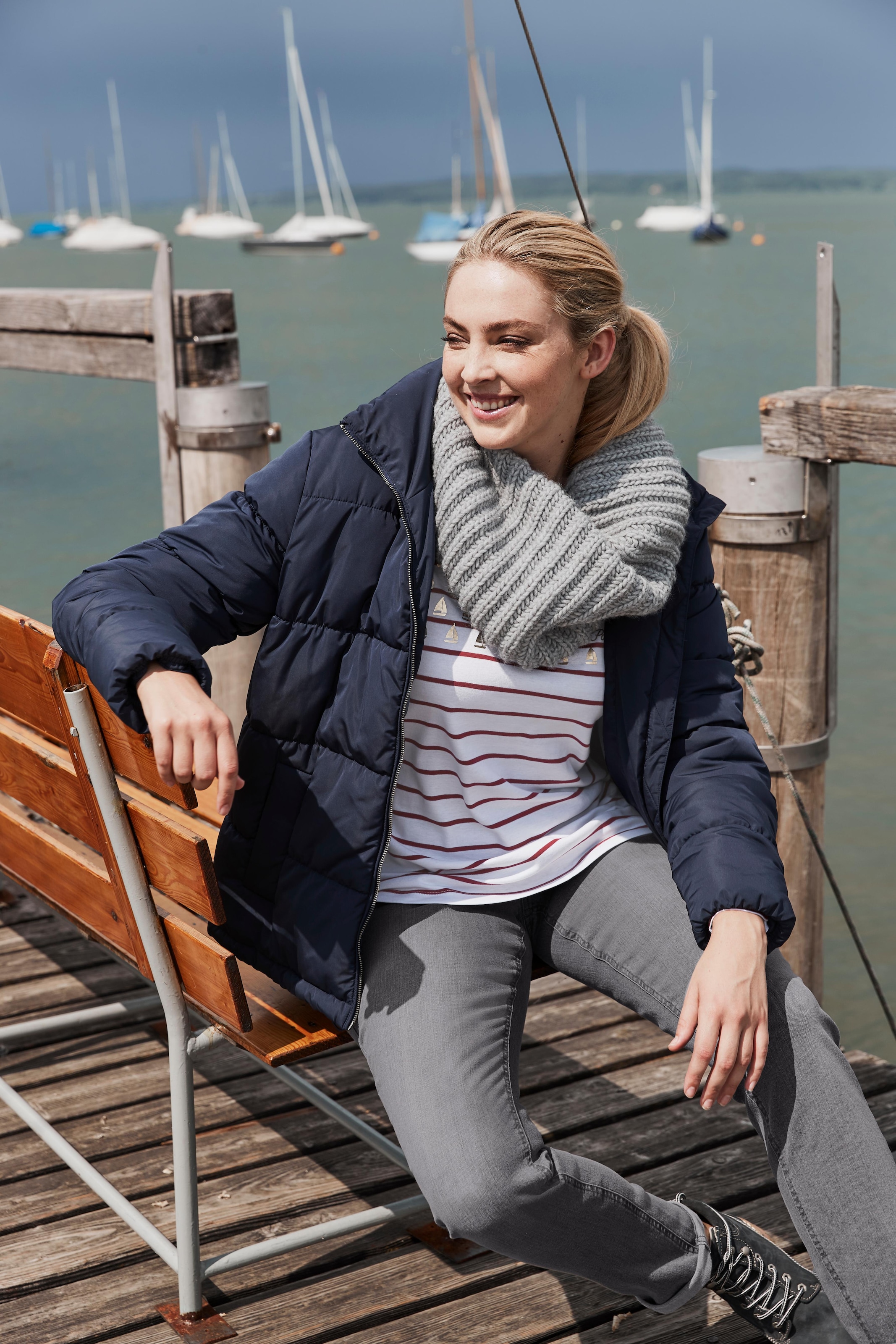 TOM TAILOR Polo Team Langarmshirt, mit glänzendem Druck auf Brusthöhe