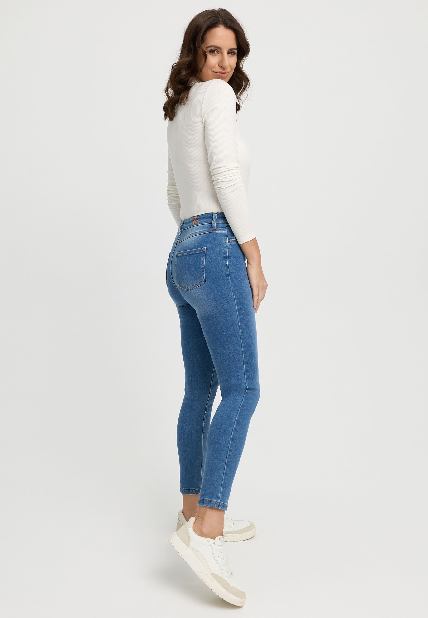 wonderjeans High-waist-Jeans »Skinny« in körperbetonter Passform