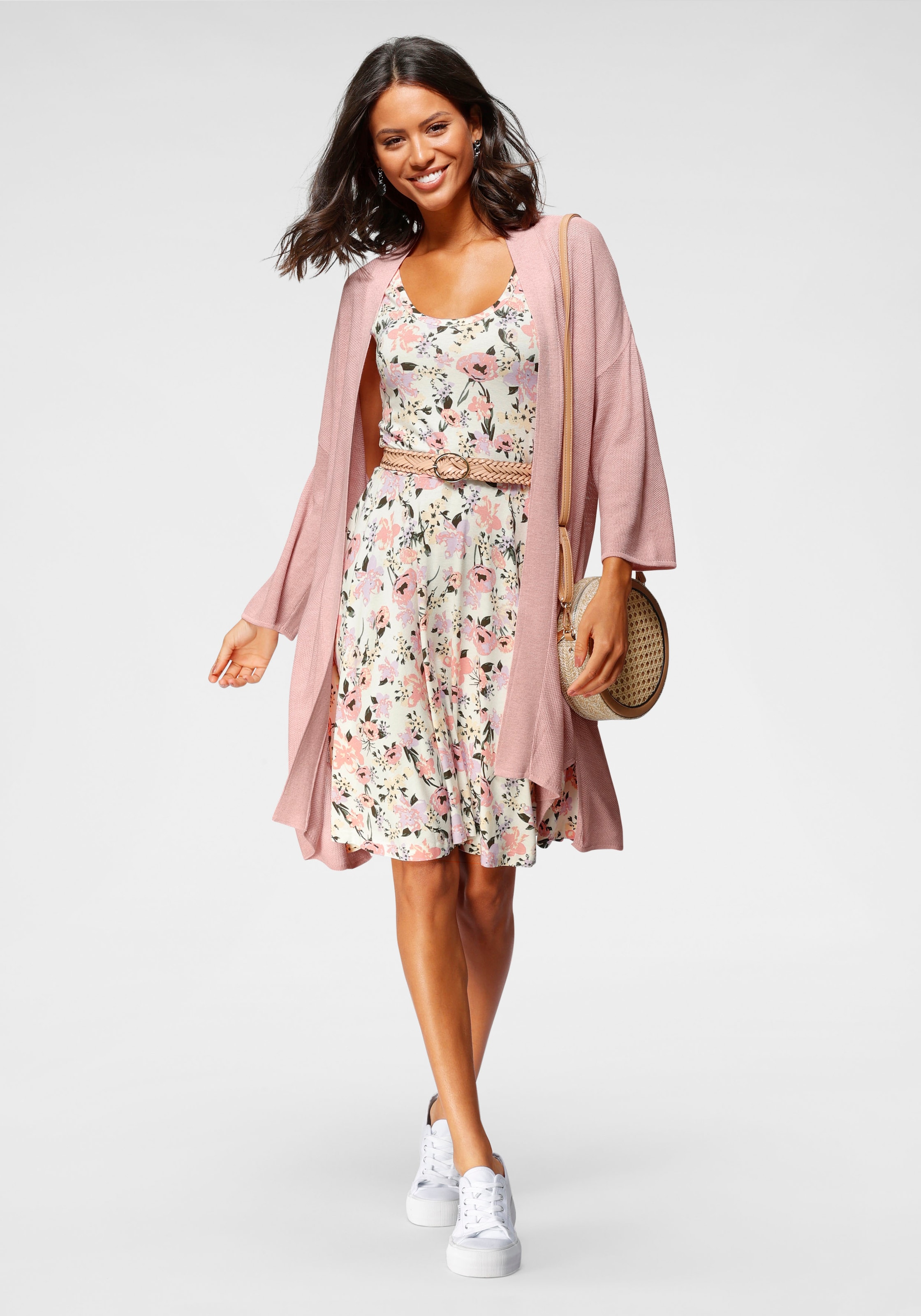 Laura Scott Sommerkleid, figurbetonte Passform, femininer Stil, aus Viskosemischung