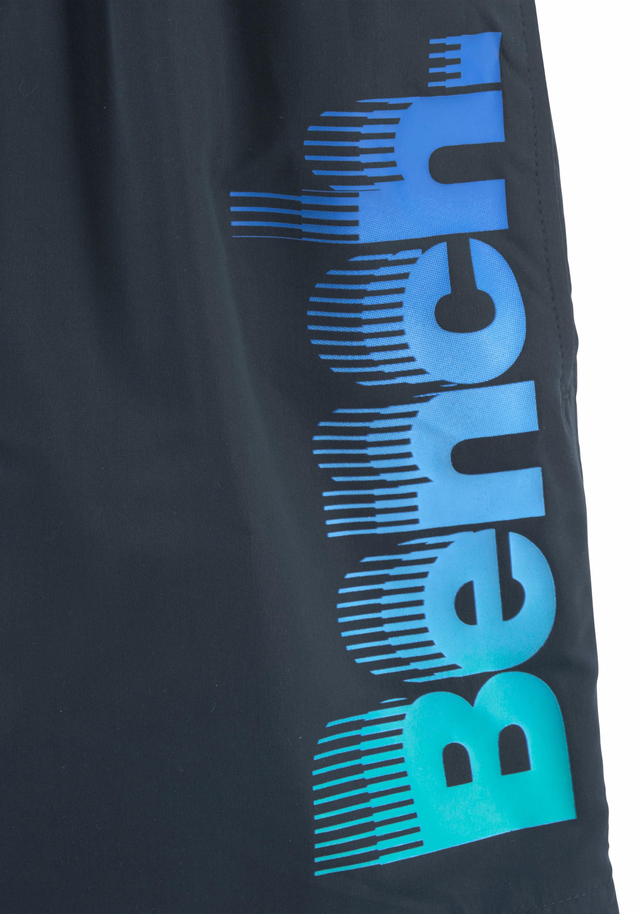 4. Bild von Bench. Badeshorts