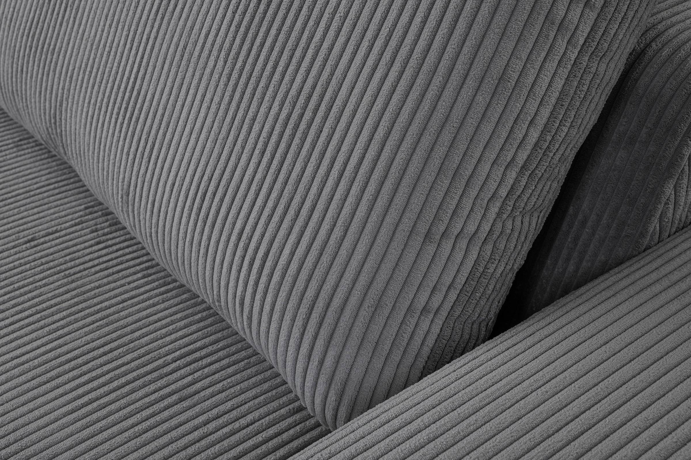WERK2 Ecksofa »Rio 262 x 188 cm, modern & bequem, aktuelles Design, breite Armlehnen« Cord, L-Form