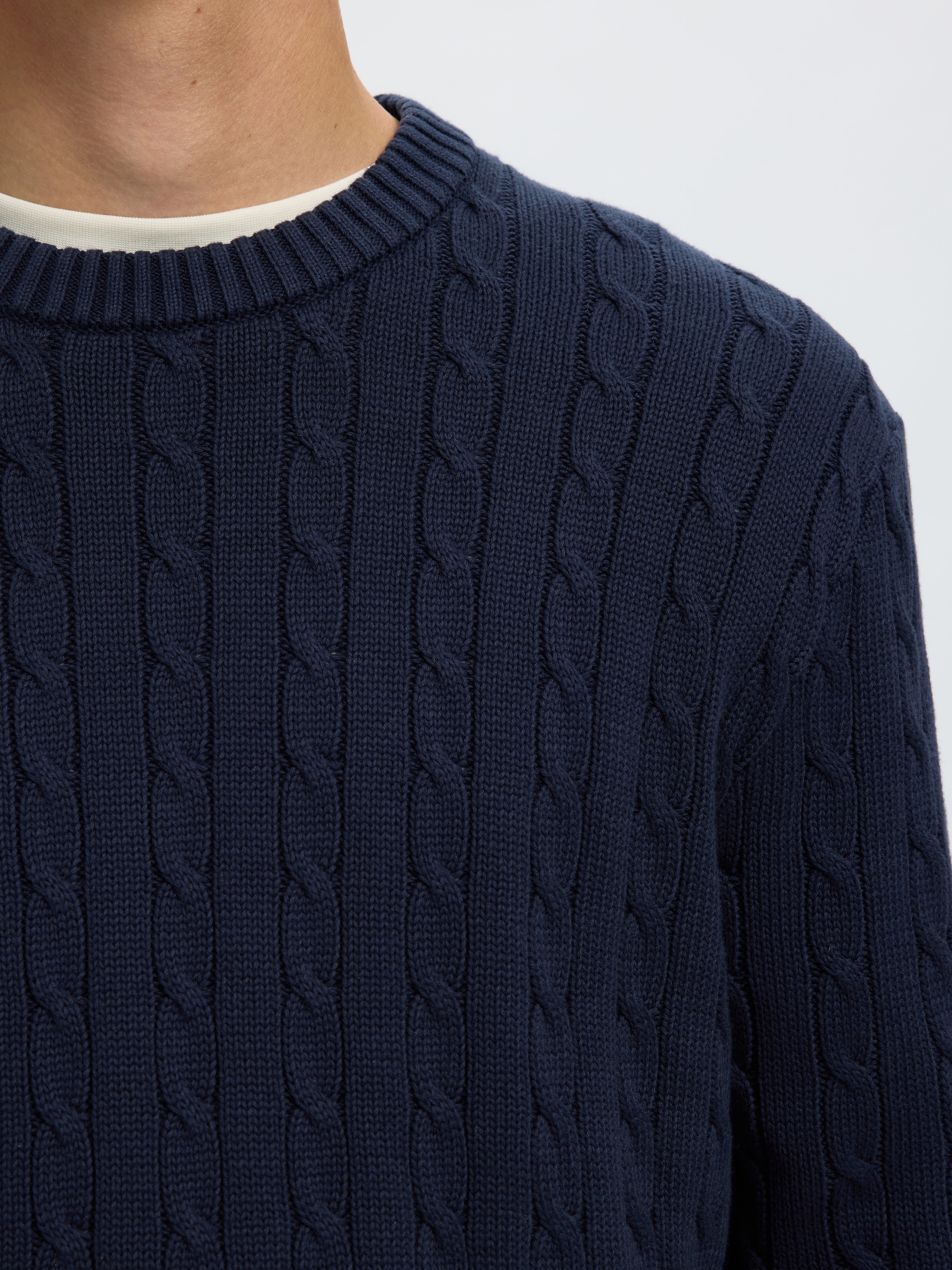 SELECTED Rundhalspullover »SLMBRAUN KNIT CABLE CREW NOOS« Baumwolle, relaxed fit