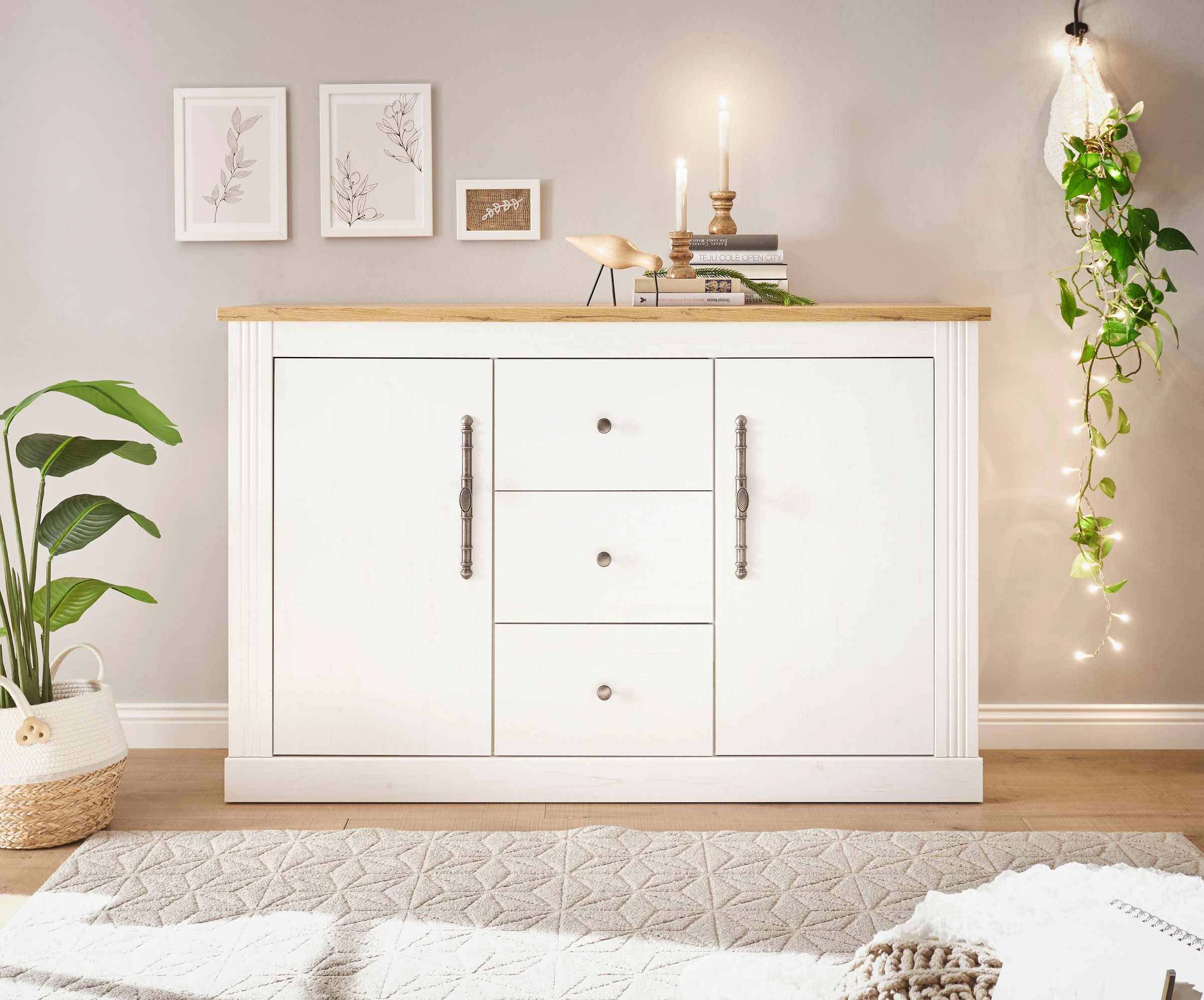 Home affaire Sideboard »WESTMINSTER TOPSELLER!«, (Breite ca. 146 cm), im romantischen Landhausstil