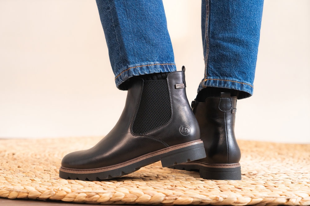 Remonte Chelseaboots, Winterstiefelette, Klassik-Boots mit wasserabweisender TEX-Membran