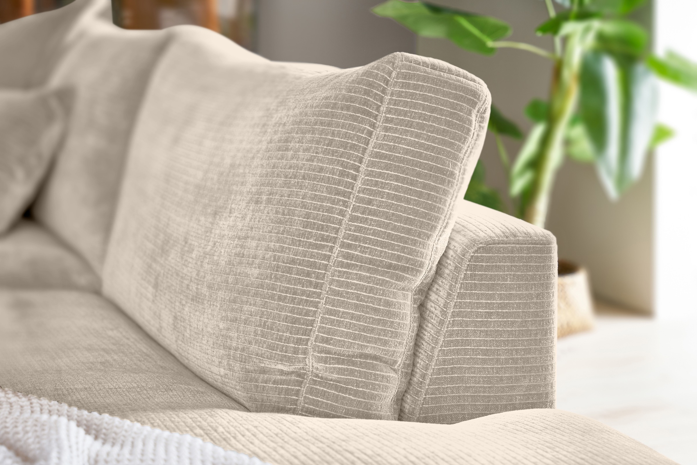 Musterring Ecksofa »Lucia«, verschiedene Farben, großer Longchair mit Armlehne, B330 x T190 cm