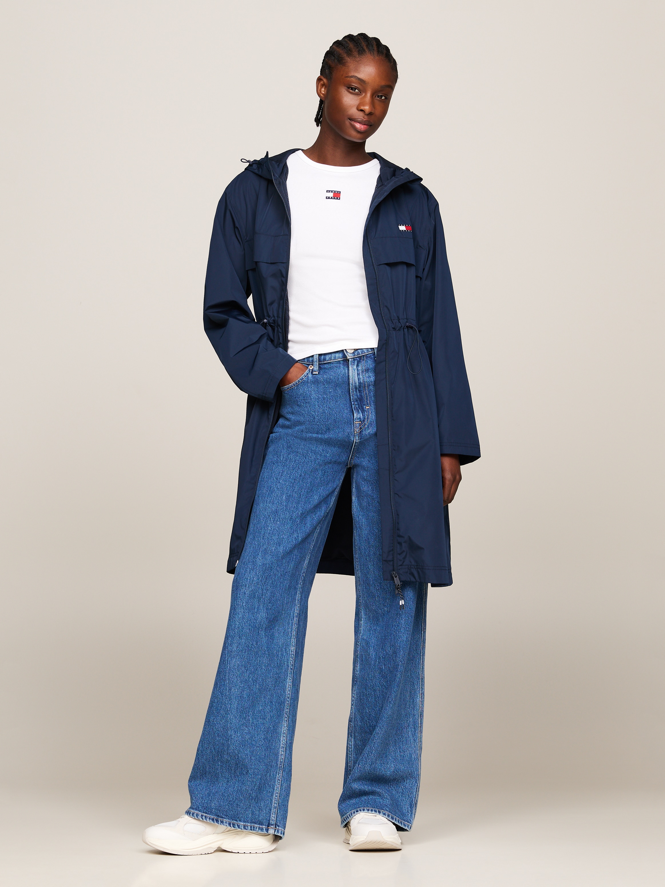 Tommy Jeans Windbreaker »TJW CHICAGO WAISTED COAT EXT«, mit Kapuze, mit Tommy Jeans Markenlabel