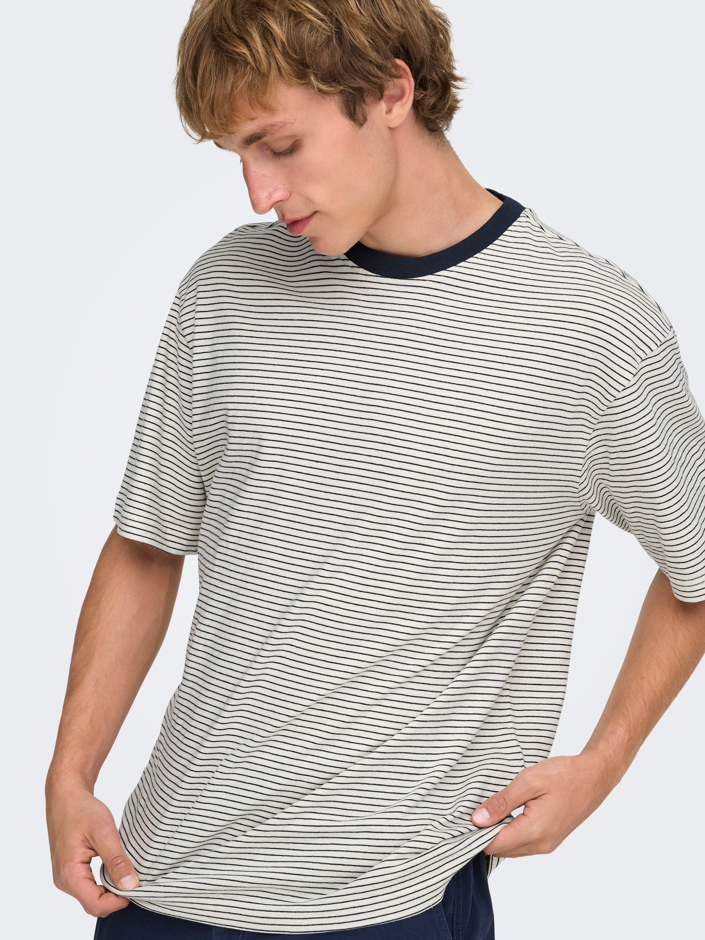 ONLY & SONS Rundhalsshirt »ONSFRED LIFE RLX SS STRIPE TEE NOOS«