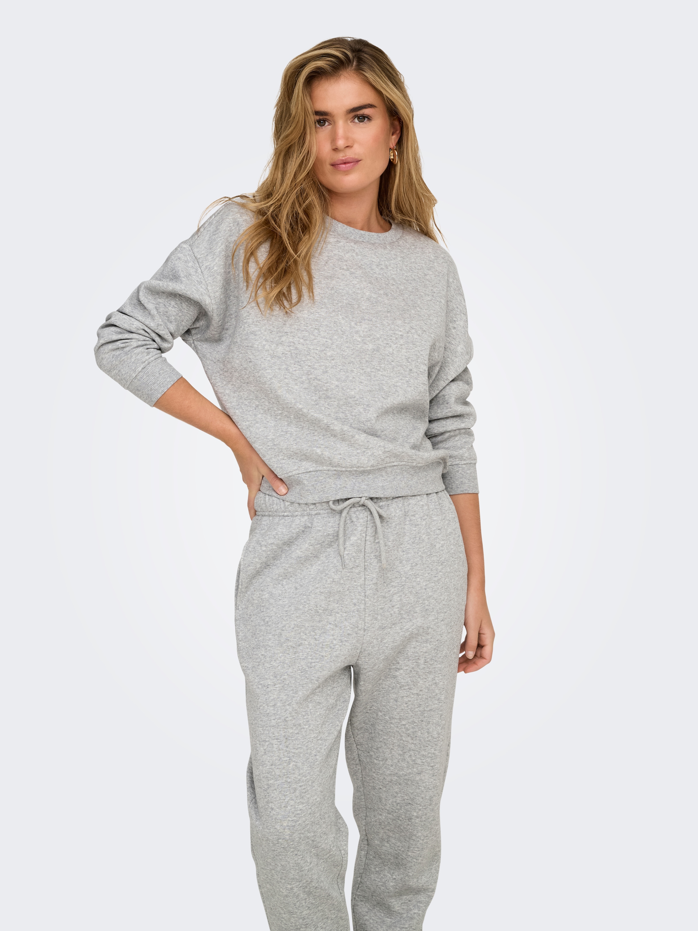 ONLY Sweatshirt »ONLSWEAT L/S CREW OVERSIZE SWT«
