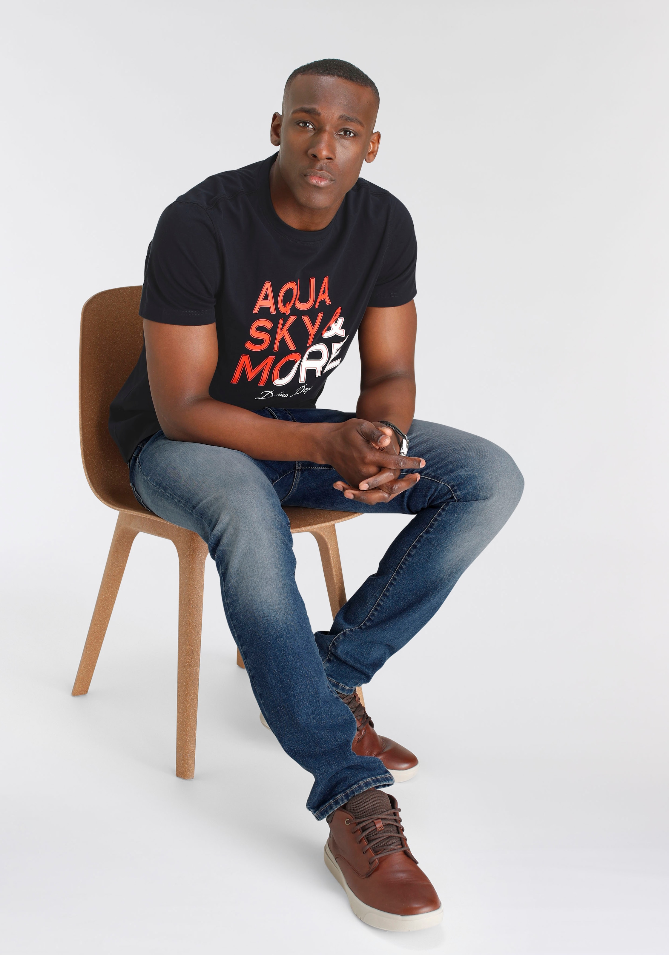 DELMAO T-Shirt Kurzarm,  bedruckt,  Rundhals,  aus Baumwolle