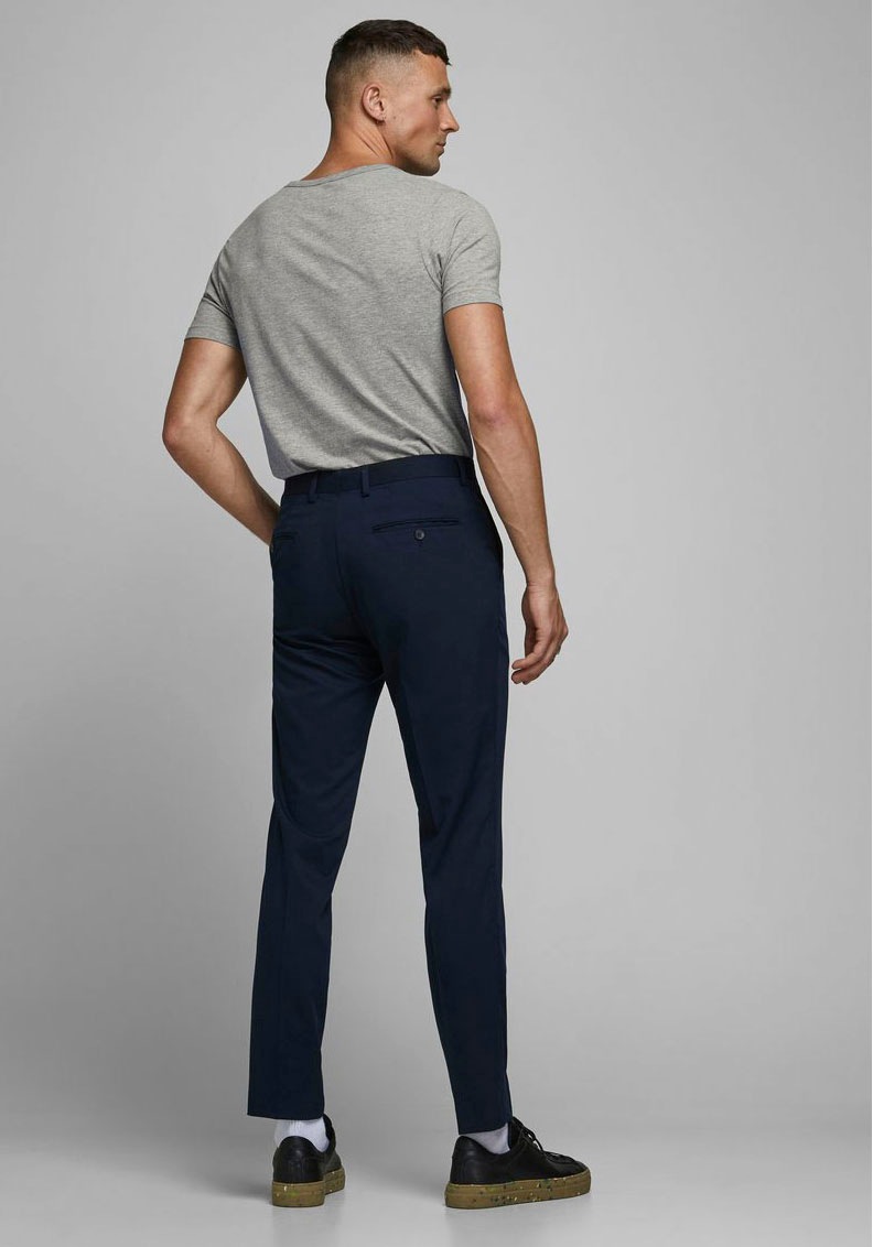 Jack & Jones T-Shirt »SLIM- FIT BASIC TEE V-NECK«, mit V-Ausschnitt