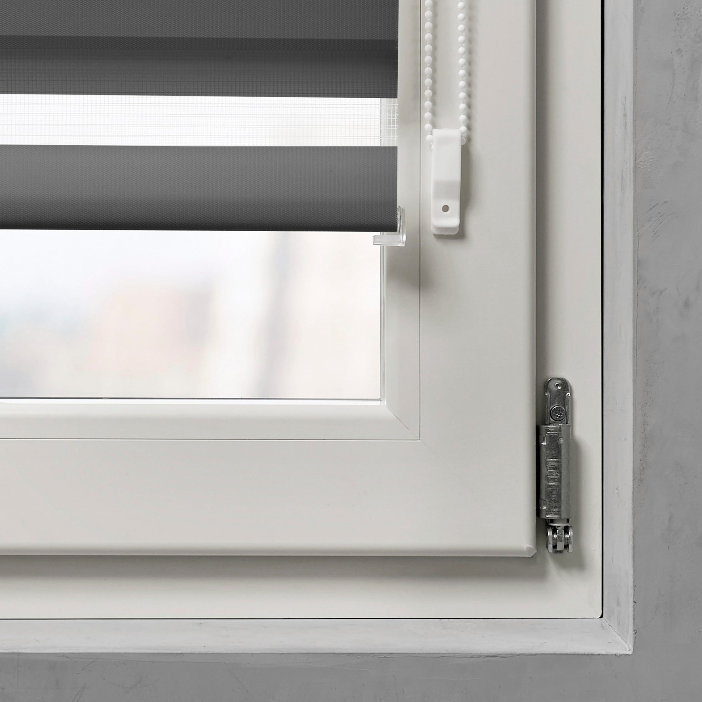 GARESA Doppelrollo »Duo-Rollo«, Lichtschutz, energiesparend, freihängend, Lichtregelung leicht gemacht, transparent und dicht in einem