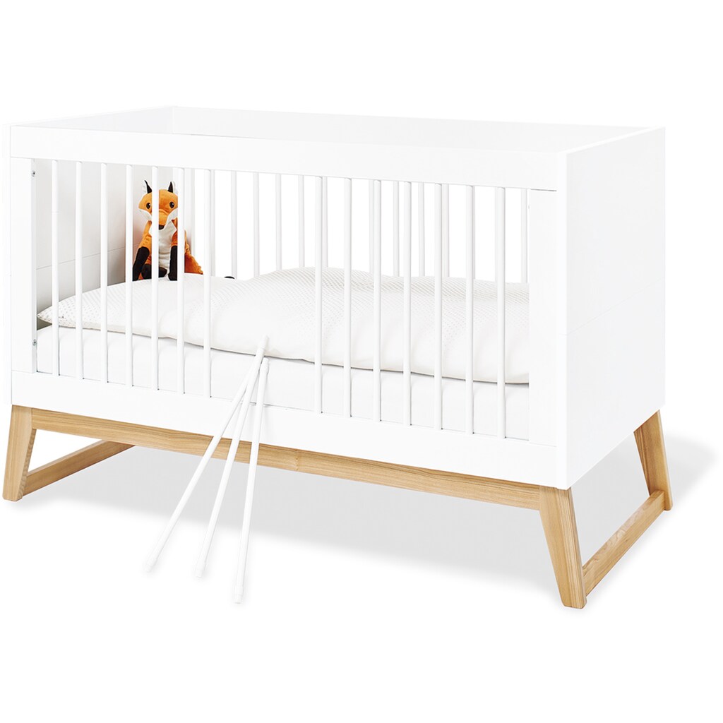 Pinolino® Babyzimmer-Komplettset »Bridge«, (Set, 3 St.), breit, groß; mit Kinderbett, Schrank und Wickelkommode; Made in Europe