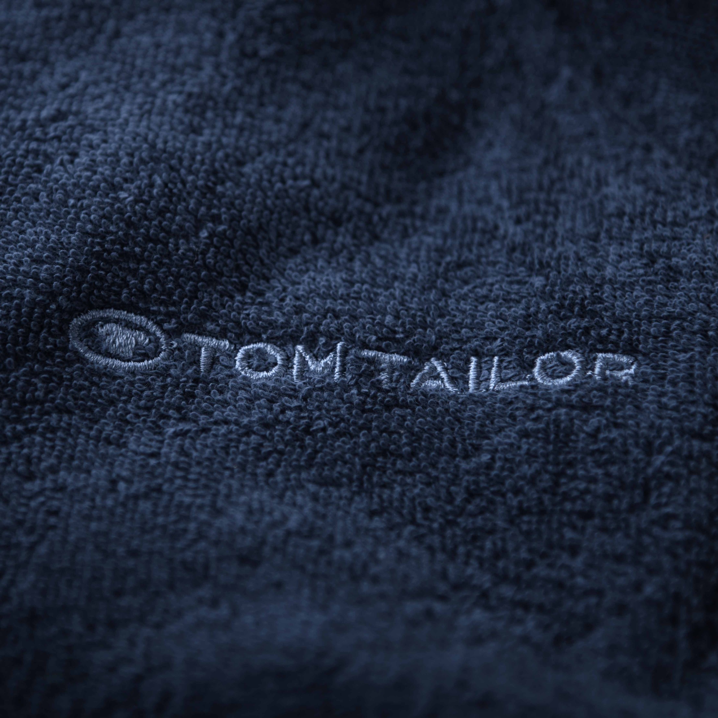 TOM TAILOR HOME Badeponcho »Surfponcho COLOR BATH«, (1 St.), mit Kordel, mit Bauchtasche, saugstark, reine Baumwolle