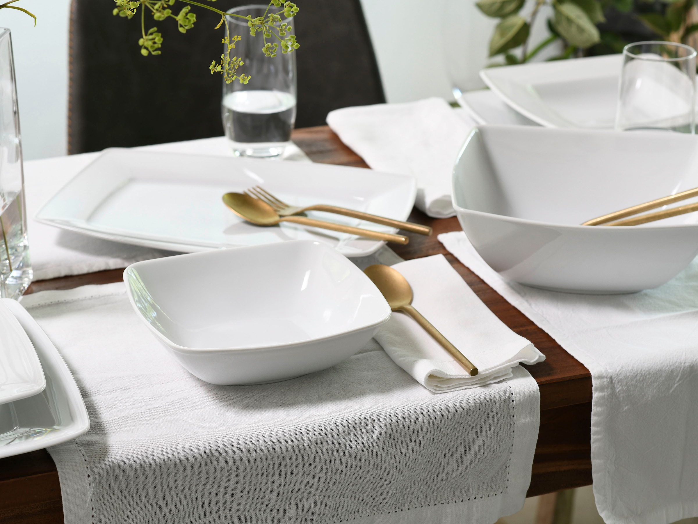 CreaTable Servier-Set »Victoria Weiss«, (Set, 3 tlg., 1 Servierplatte, 1 Mehrzweckschale, 1 Salatschale), Qualitätsporzellan, Klassisch weiß, Made in Europe