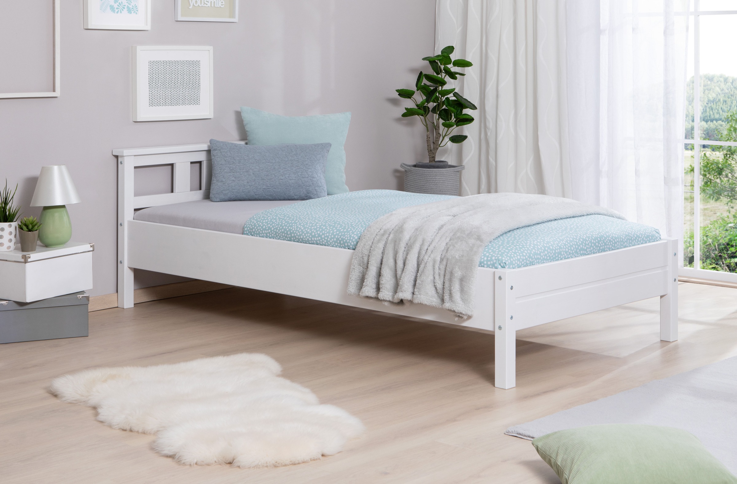 Ticaa Futonbett »Merci«, Einzelbett, aus Kiefer Massivholz, inkl. Rollrost günstig online kaufen