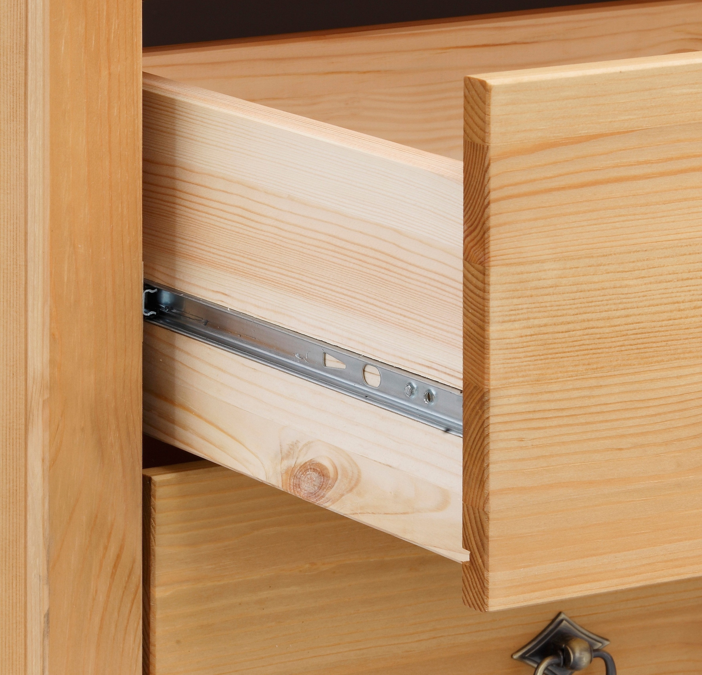 Home affaire Highboard »Gotland«, Vitrine, Breite 101 cm, Türen mit Glaseinsätzen, aus massiver Kiefer
