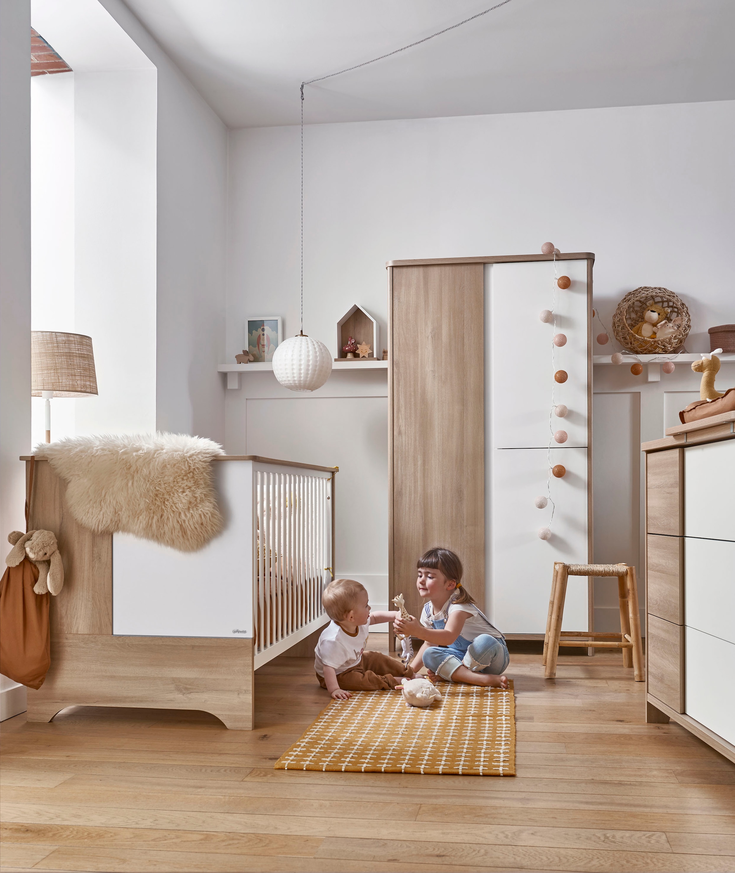Galipette Babyzimmer-Komplettset »Sasha«, (Set, 5 St., Bett, Wickelablage, Kleiderschrank, Kommode und kleines Bücherregal)