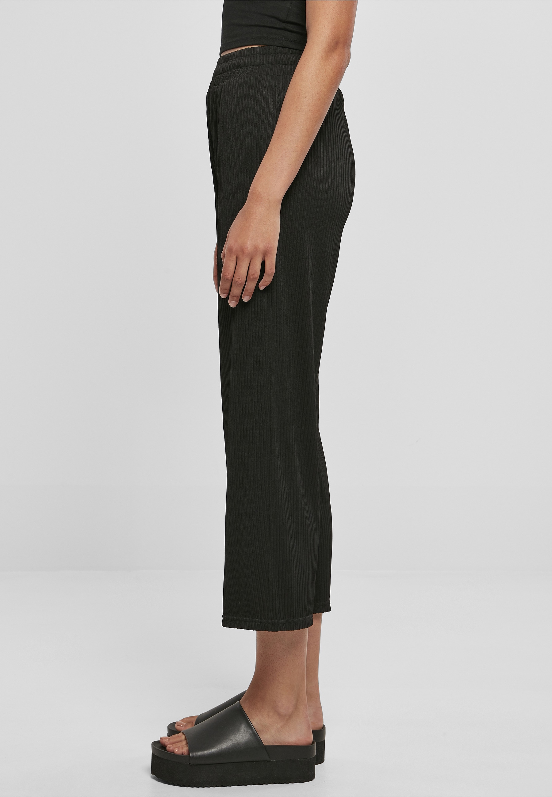 URBAN CLASSICS Culotte »Urban Classics Damen Ladies Straight Leg Rib Interlock Culotte«