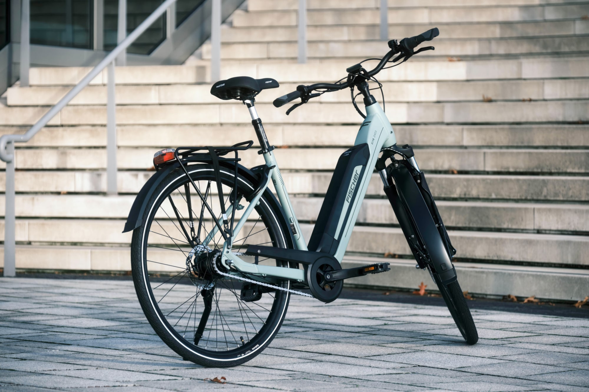FISCHER Fahrrad »CITA 2403 459« 7 Gang Shimano NEXUS Schaltwerk Frontmotor mit Akku-Ladegerät;mit Werkzeug,  Pedelec, Elektrofahrrad für Damen und Herren