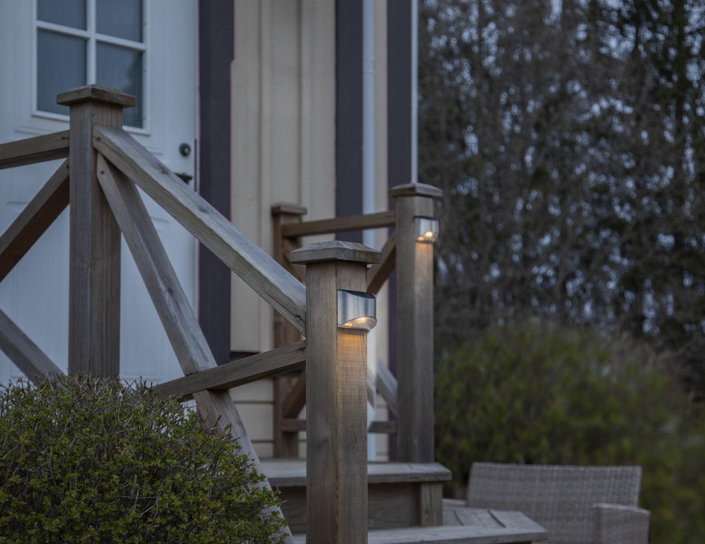 Parforce Traditional Hunting LED Solarleuchte »Solar-Wandleuchte Wandy« LED-Board 2 Stk. Warmweiß 2er-Set, kompakte Wandleuchten, 10 lm, Dämmerungssensor