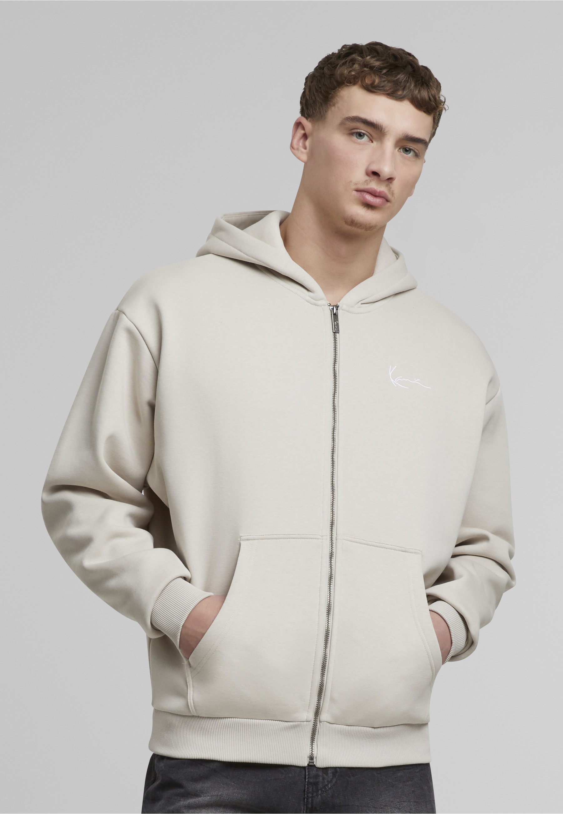 Karl Kani Kapuzenpullover »Karl Kani KK Small Signature Essential Ziphoodie« 1 Stk.