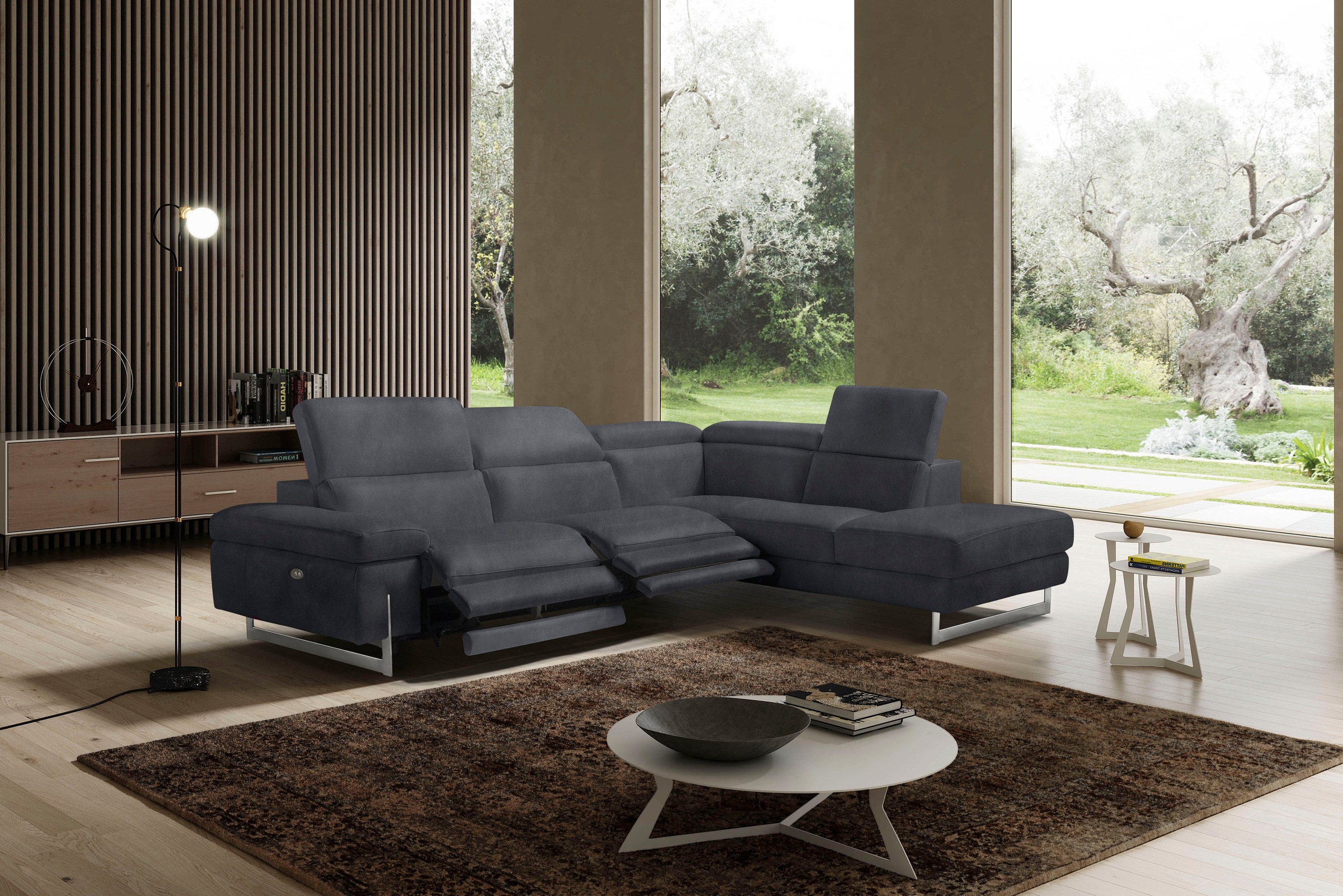 Egoitaliano Ecksofa »Candice, elegant, edel und bequem, erstklassiger Sitzkomfort, L-Form«, inkl. 2 elektrischer Relaxfunktionen, Bedienung über Taste an Armlehne
